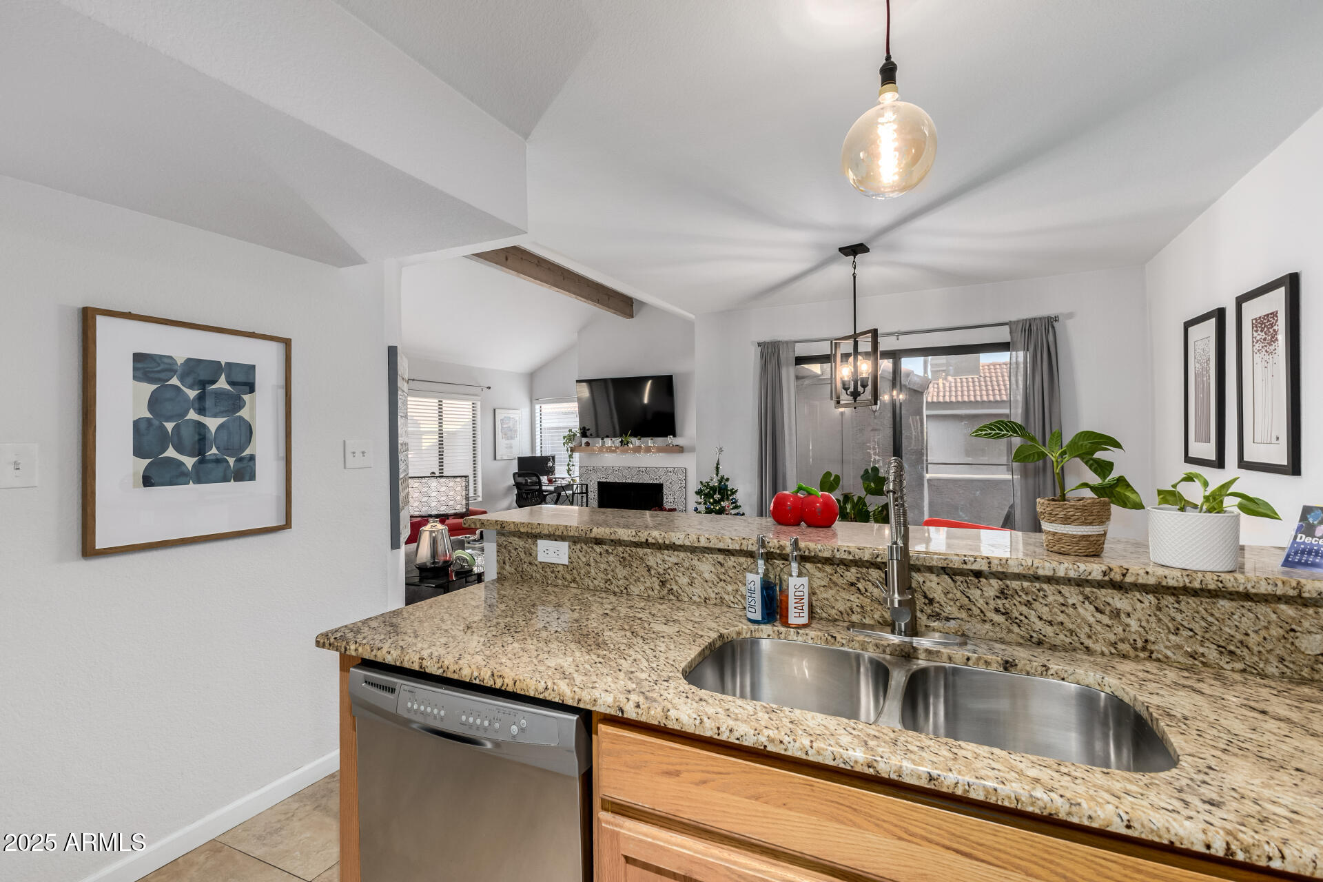 5122 E SHEA Boulevard 2097