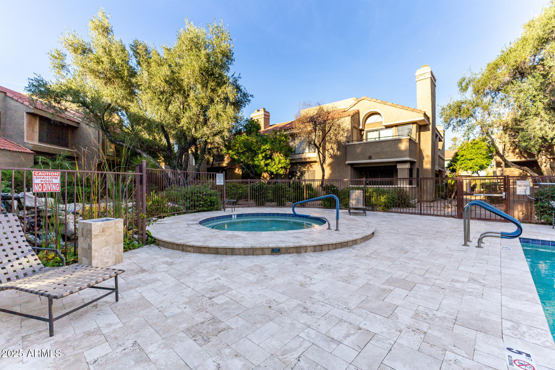 5122 E SHEA Boulevard 2097