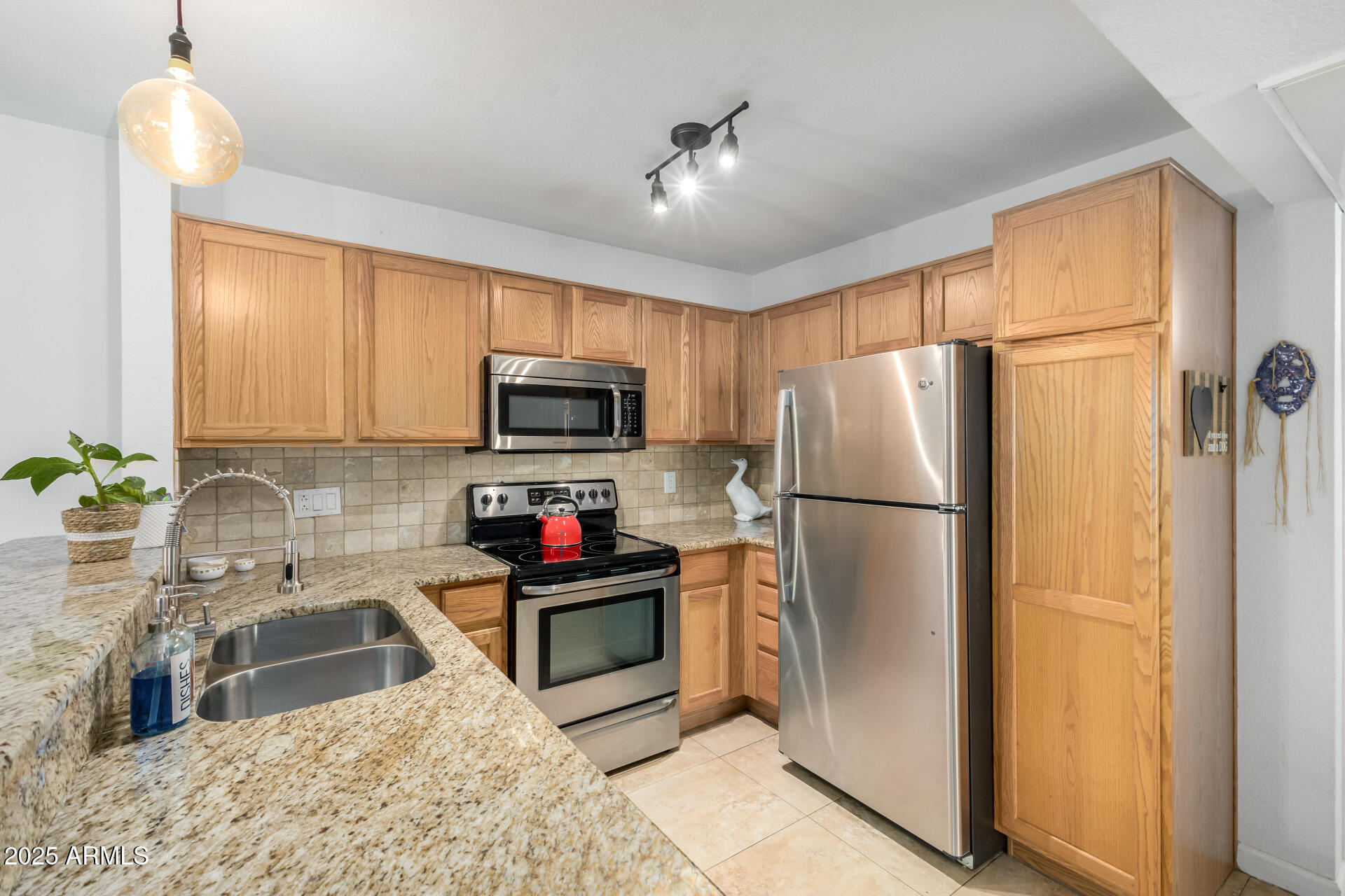 5122 E SHEA Boulevard 2097