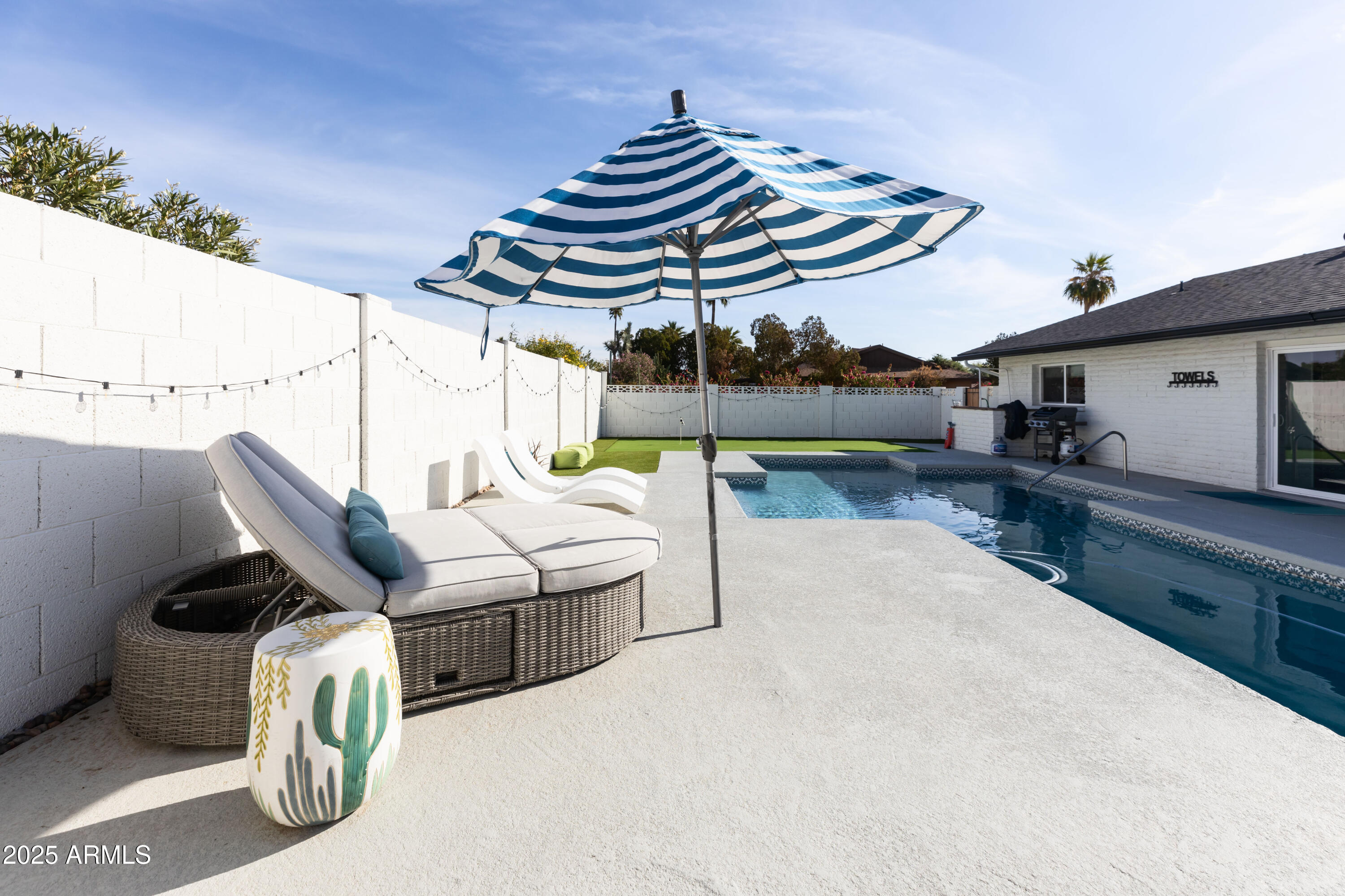 8132 E VALLEYVIEW Road