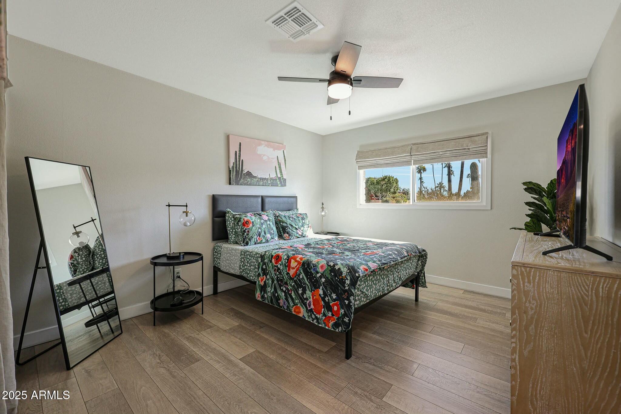 8132 E VALLEYVIEW Road