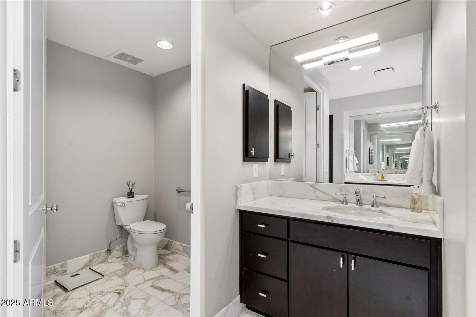 15802 N 71ST Street 551