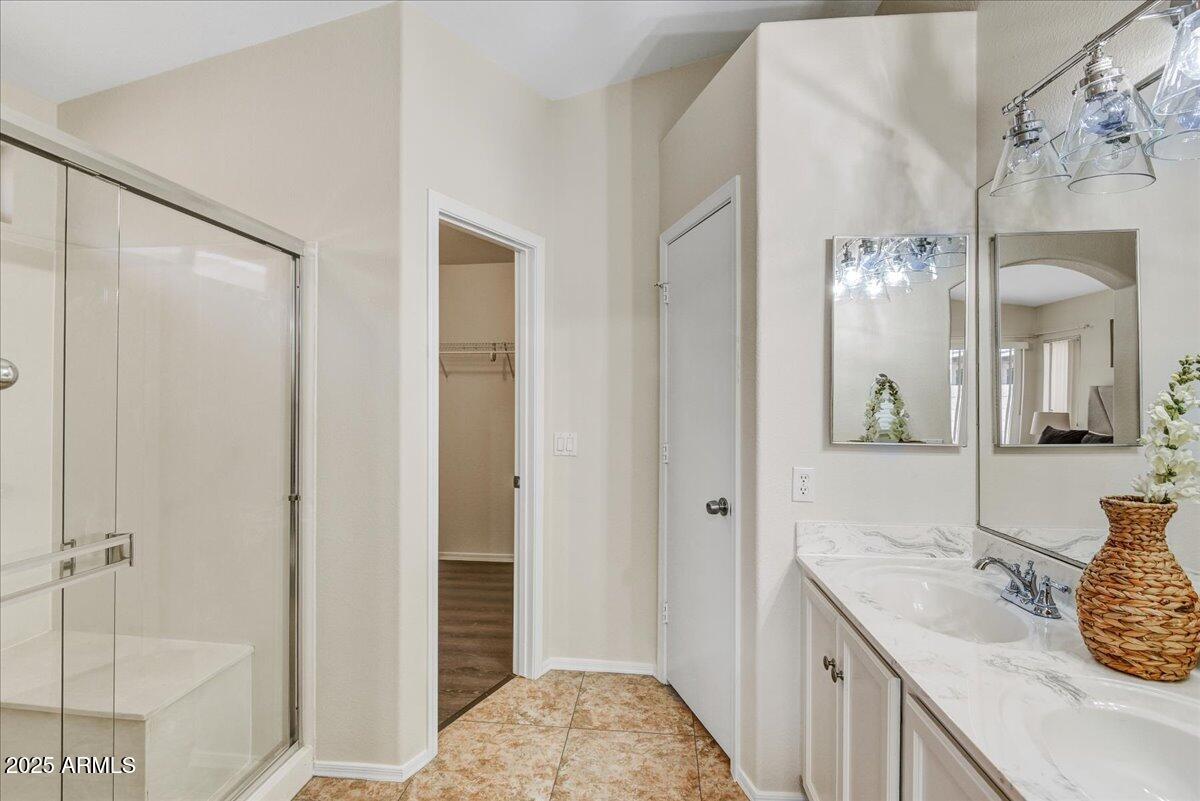 2009 E VILLA THERESA Drive