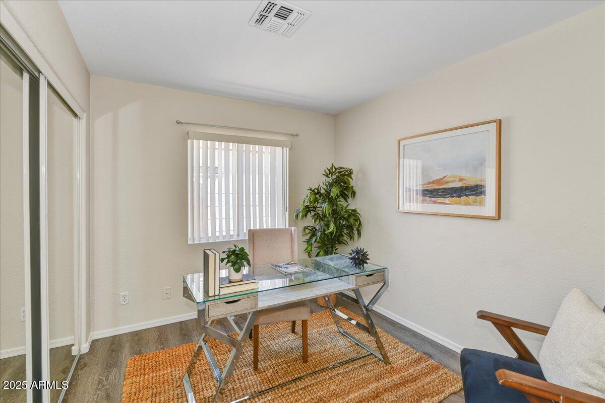 2009 E VILLA THERESA Drive