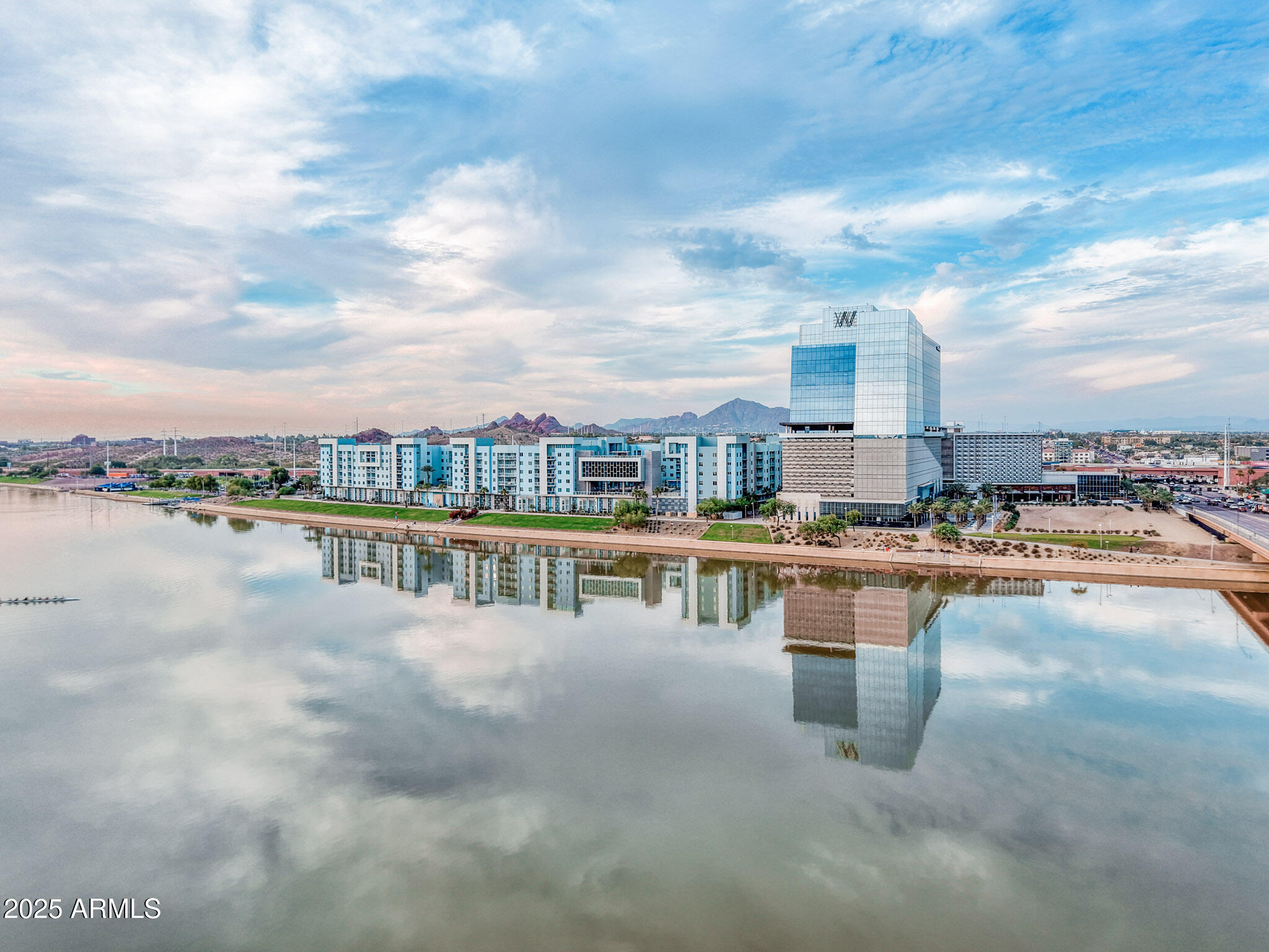 901 S SMITH Road 1065