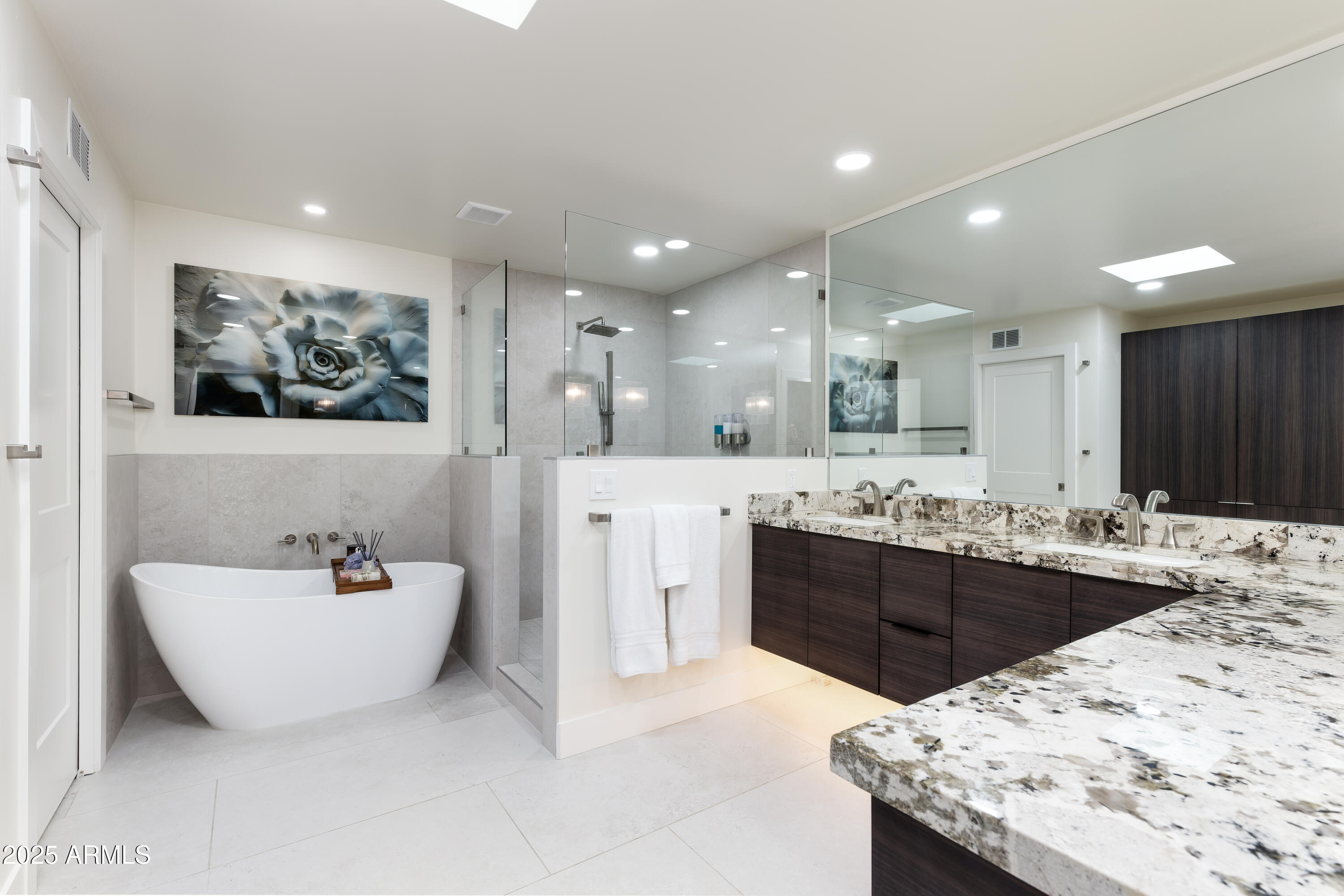 8725 E VIA DE DORADO Drive