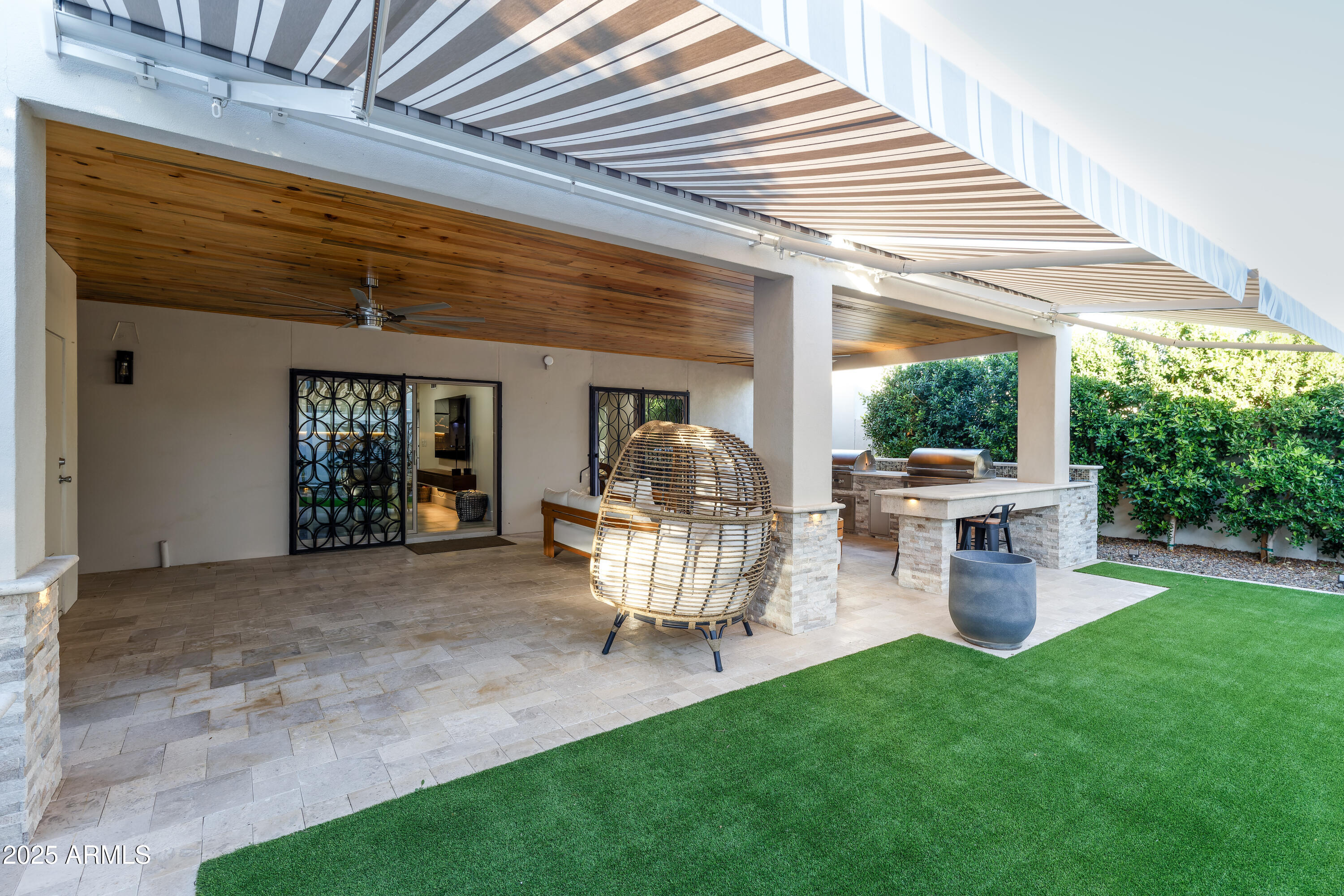 8725 E VIA DE DORADO Drive