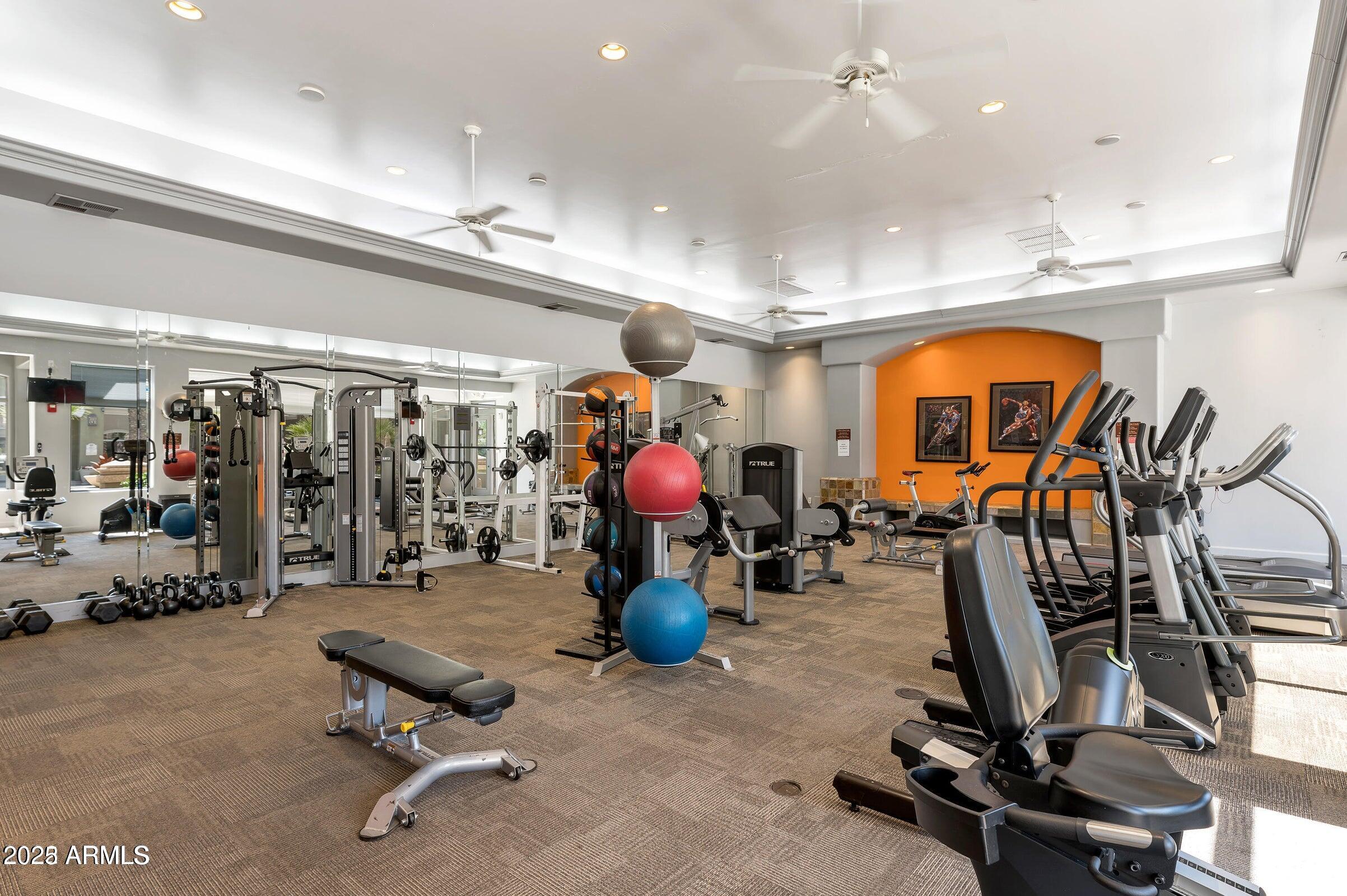 4455 E PARADISE VILLAGE Parkway S 1059