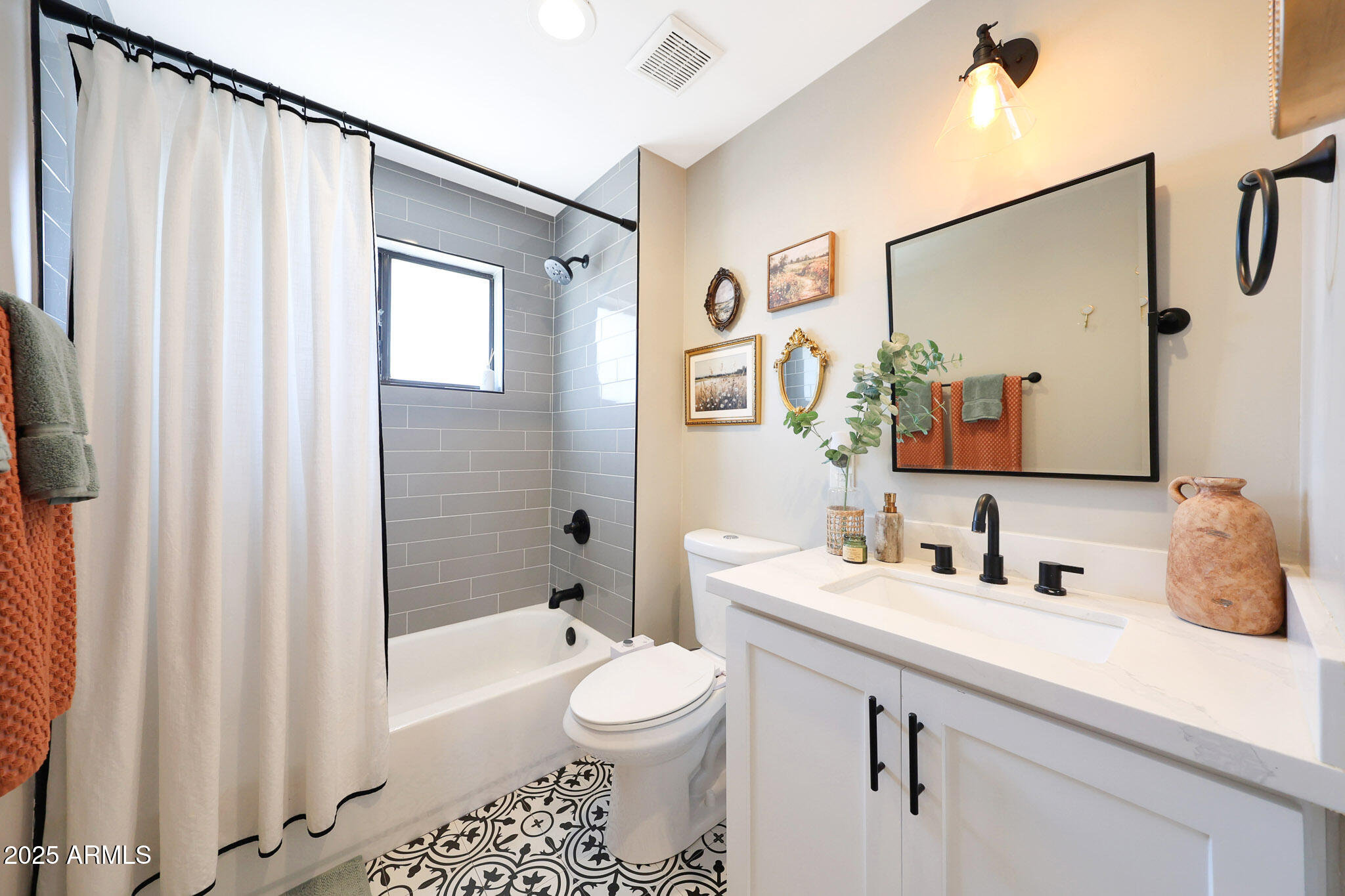 7031 E MONTE VISTA Road