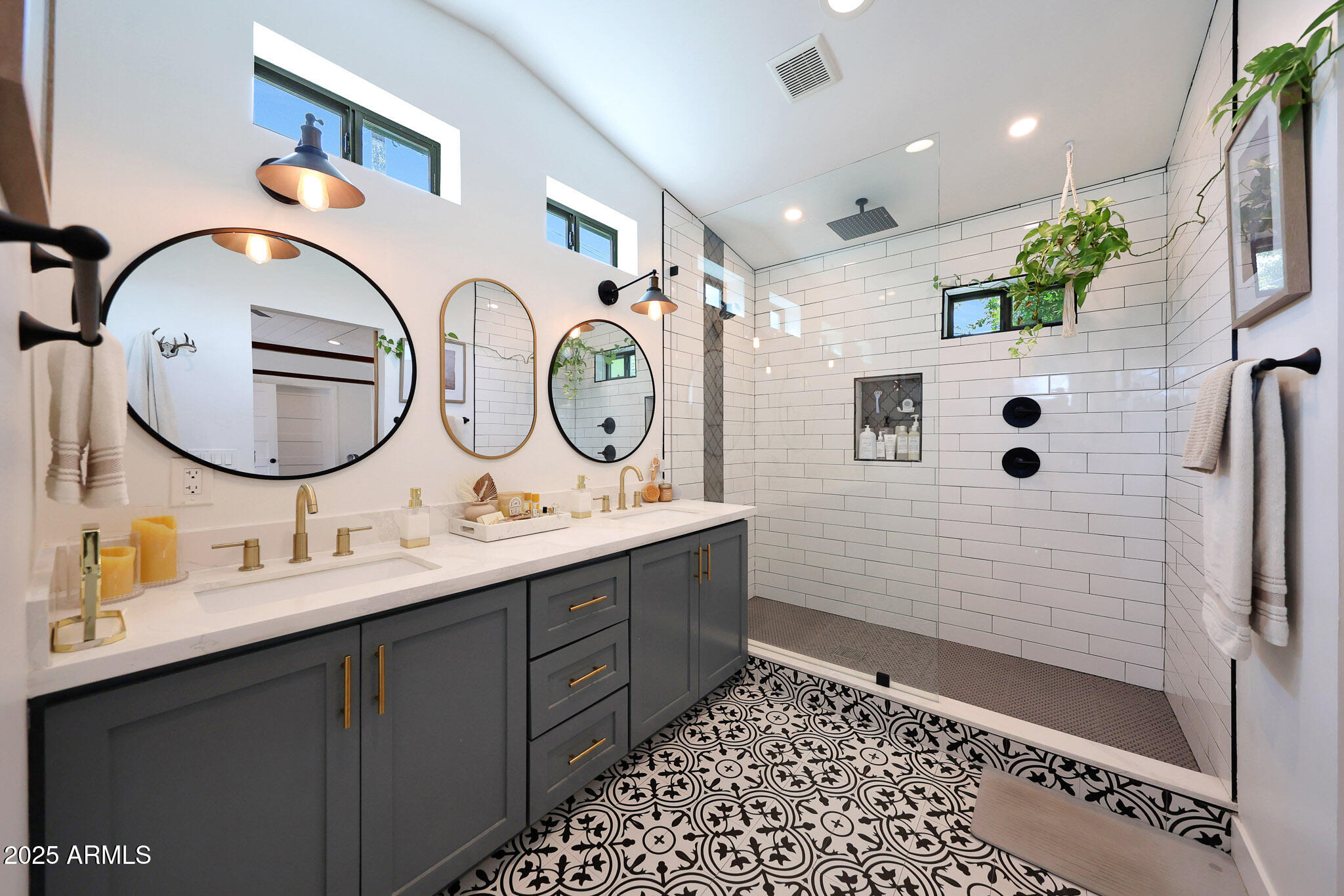 7031 E MONTE VISTA Road