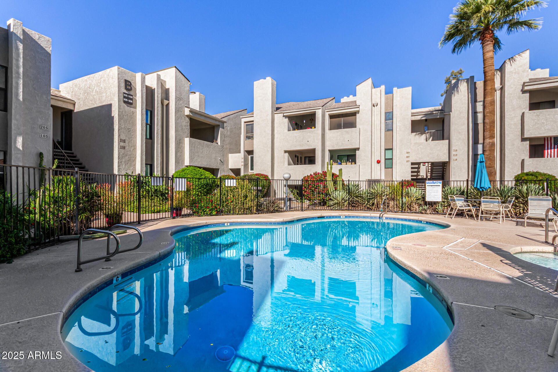 7502 E THOMAS Road 110