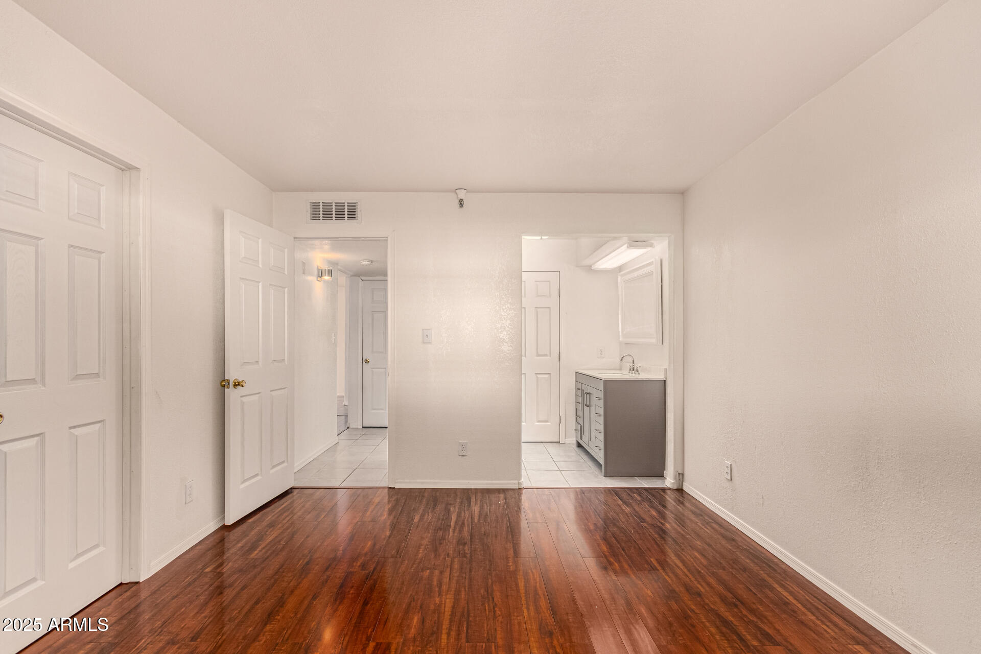 7502 E THOMAS Road 110