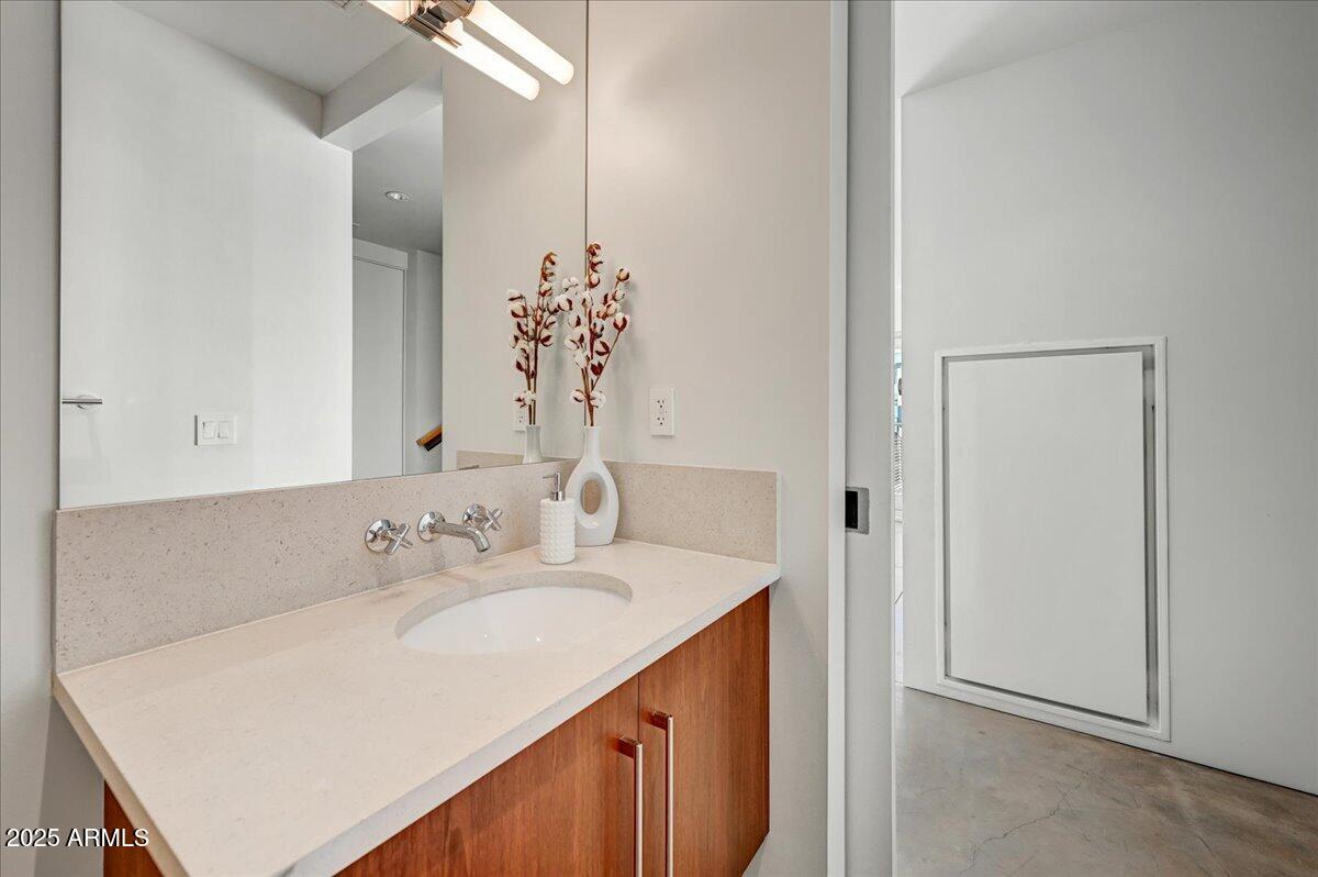 4745 N SCOTTSDALE Road Unit: 3006