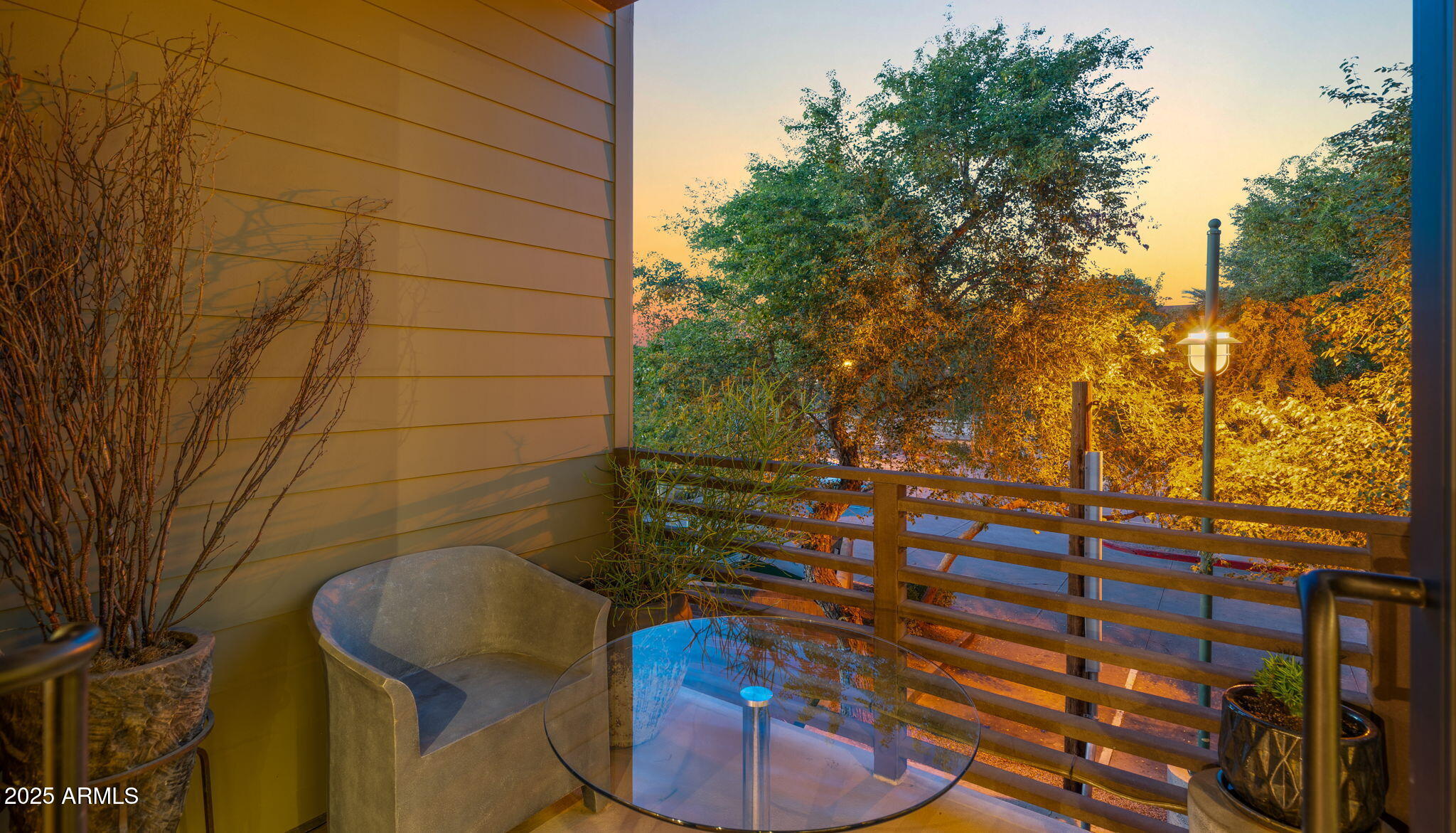 4020 N SCOTTSDALE Road Unit: 2010