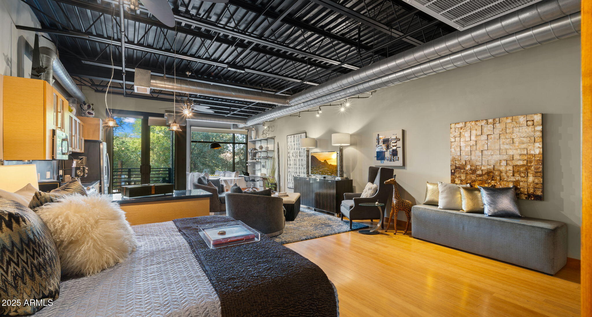 4020 N SCOTTSDALE Road Unit: 2010