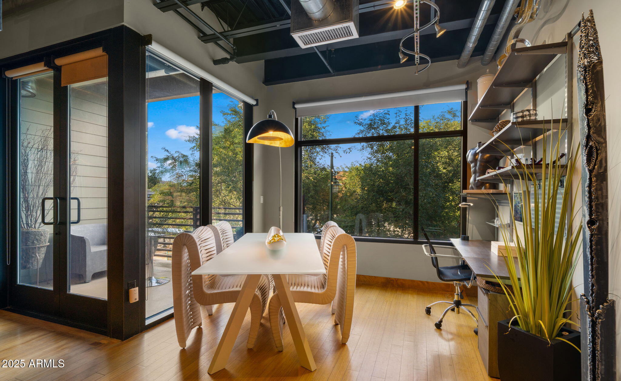 4020 N SCOTTSDALE Road Unit: 2010