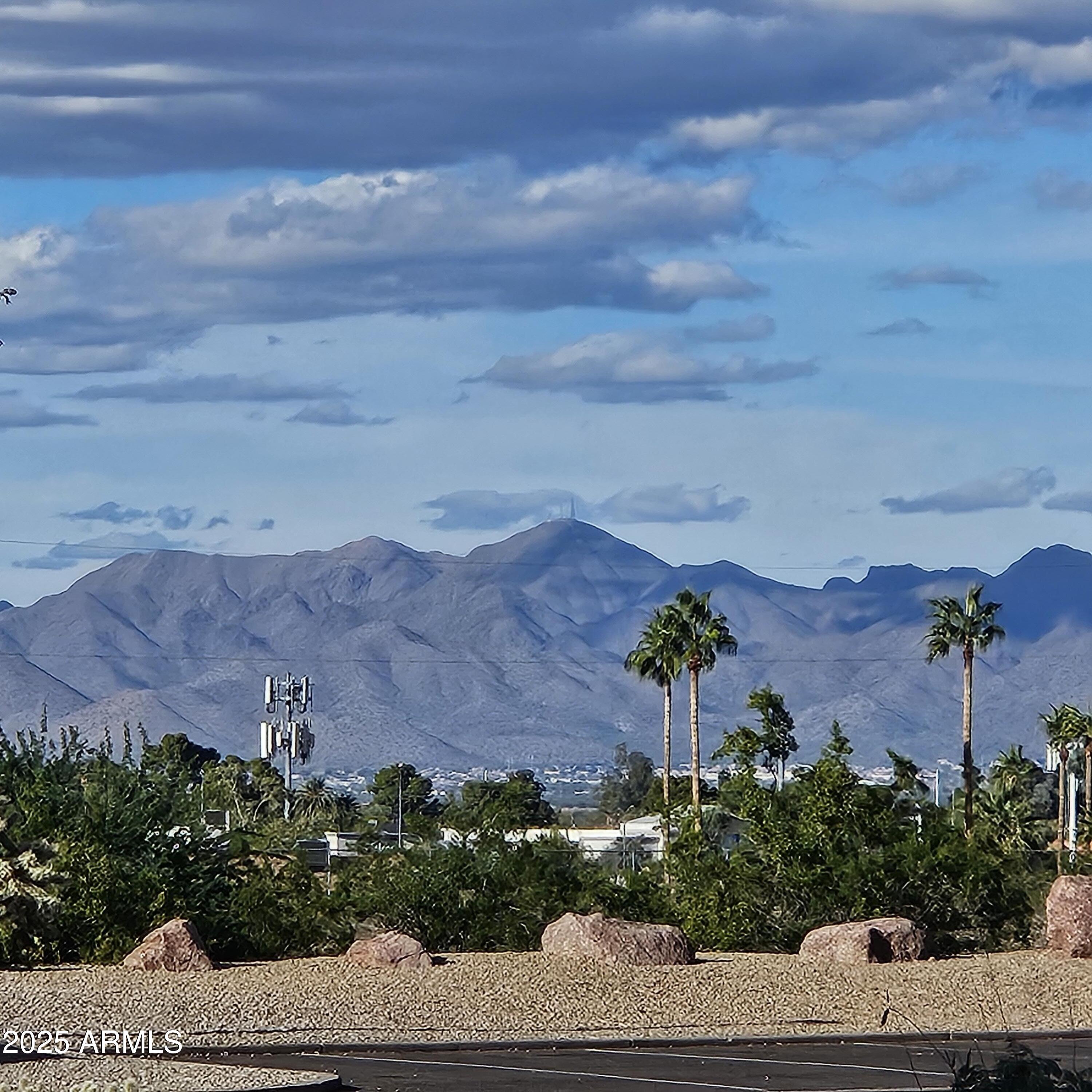 1920 N CONSOLIDATED CANAL Street -