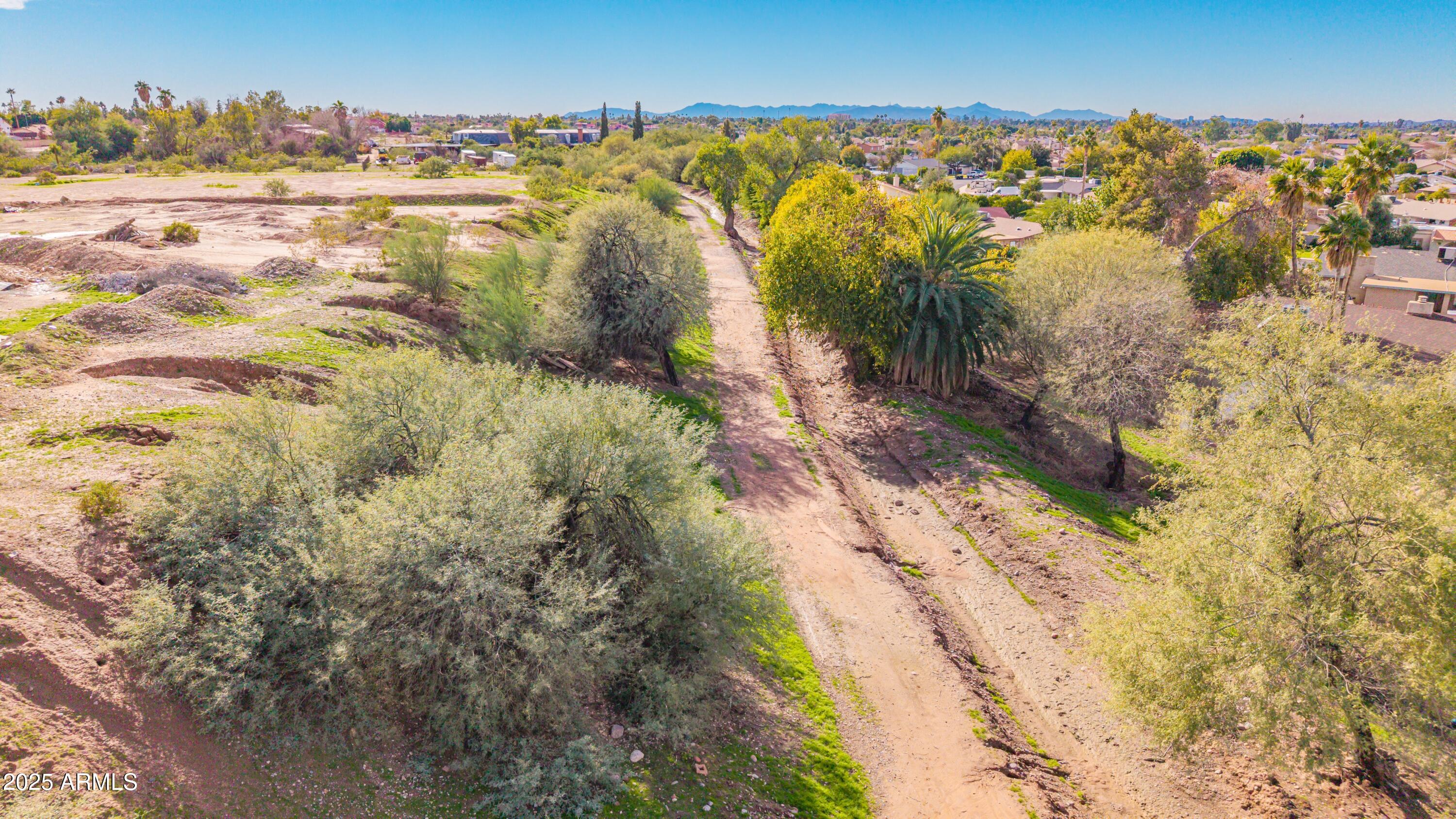 1920 N CONSOLIDATED CANAL Street -