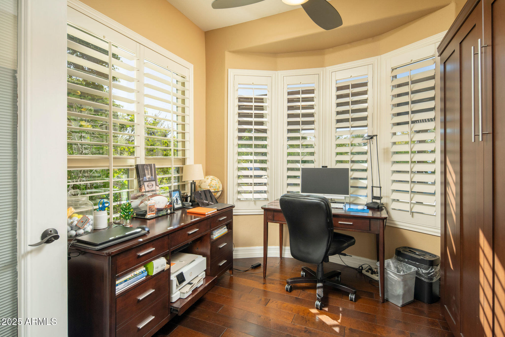 9847 E HIDDEN GREEN Drive