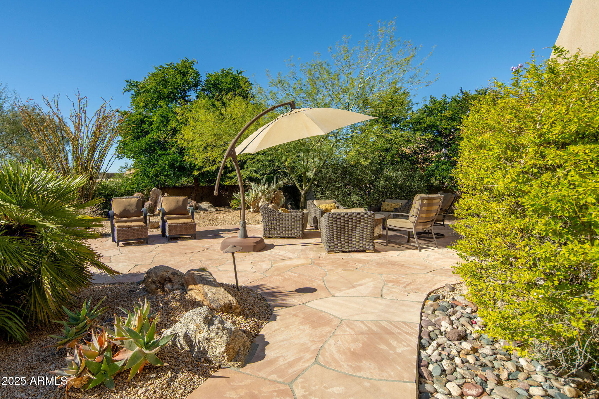 9847 E HIDDEN GREEN Drive