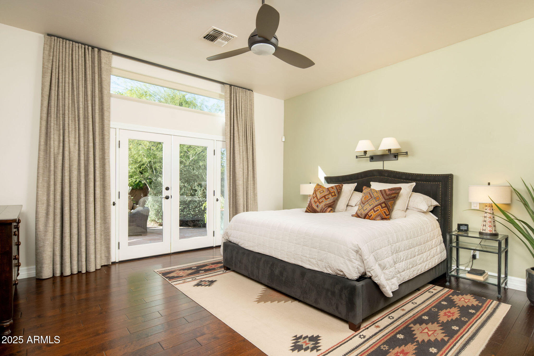 9847 E HIDDEN GREEN Drive