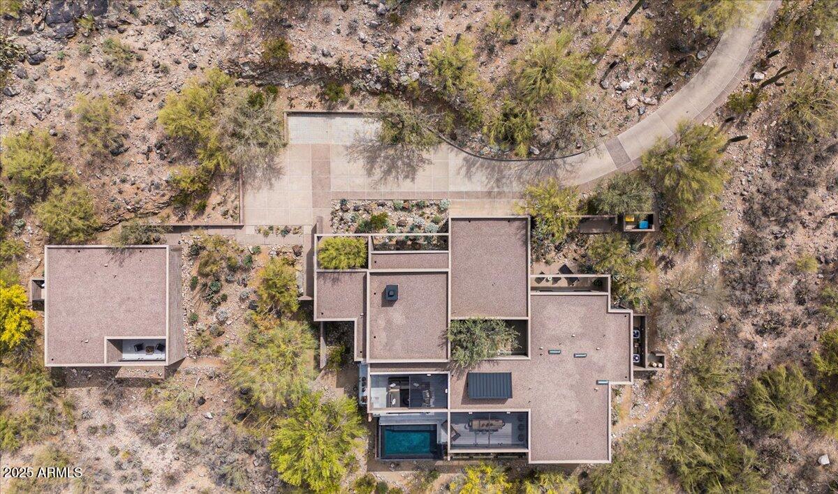 6200 E HUMMINGBIRD Lane