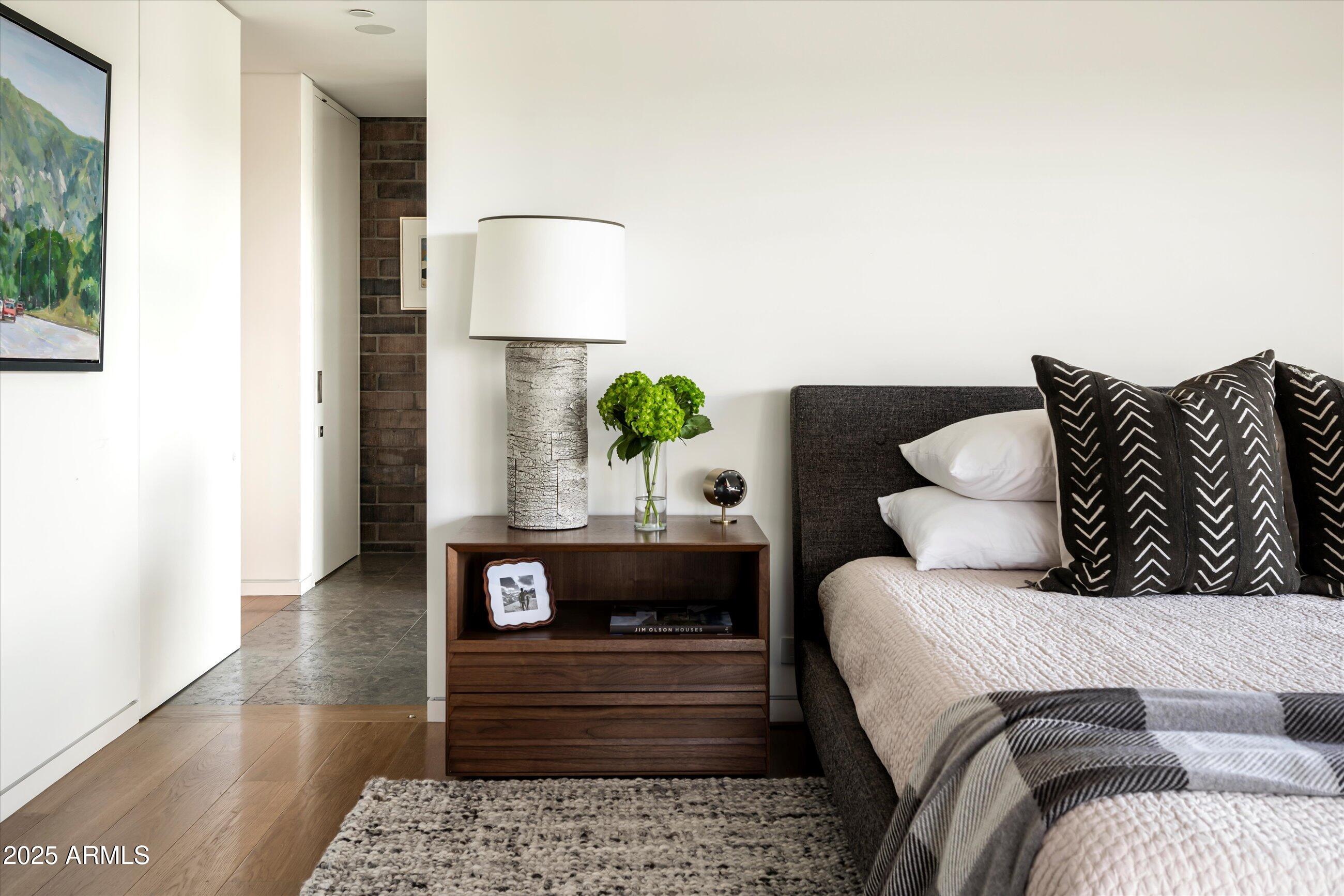 6200 E HUMMINGBIRD Lane