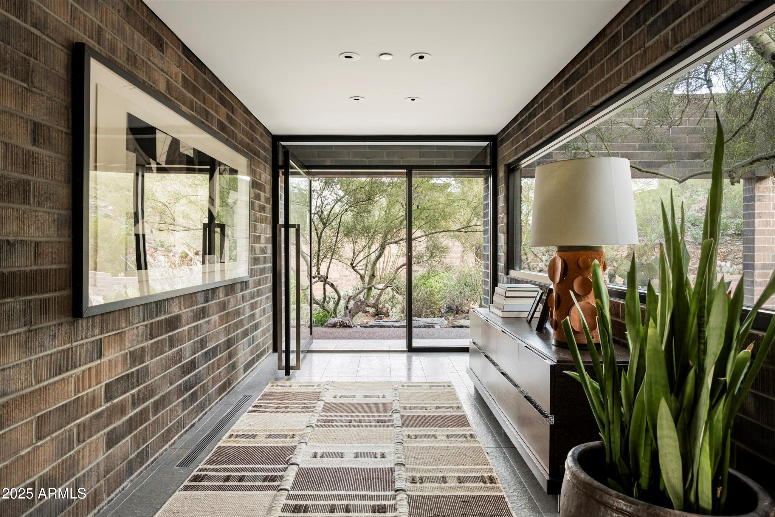 6200 E HUMMINGBIRD Lane