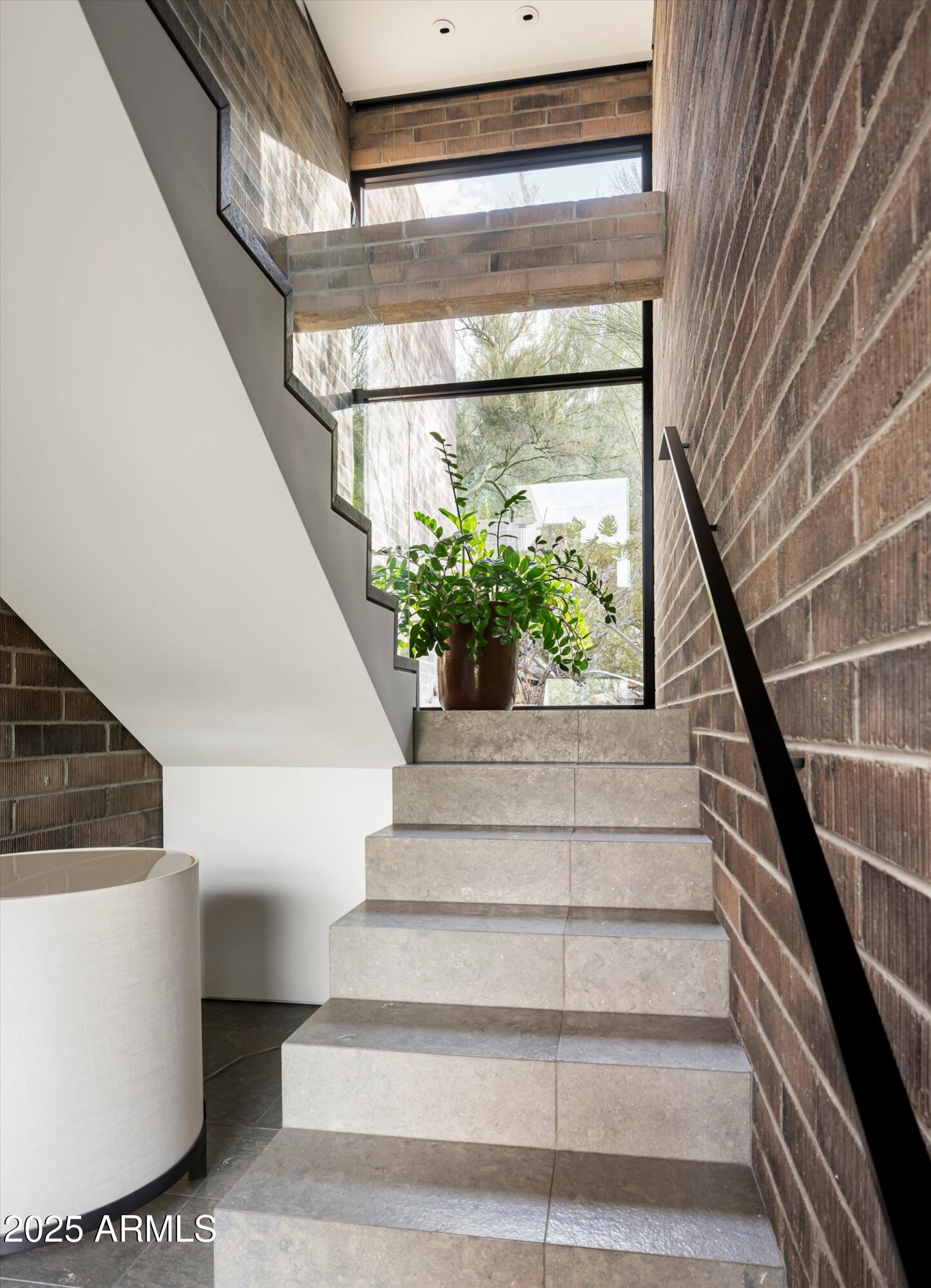 6200 E HUMMINGBIRD Lane