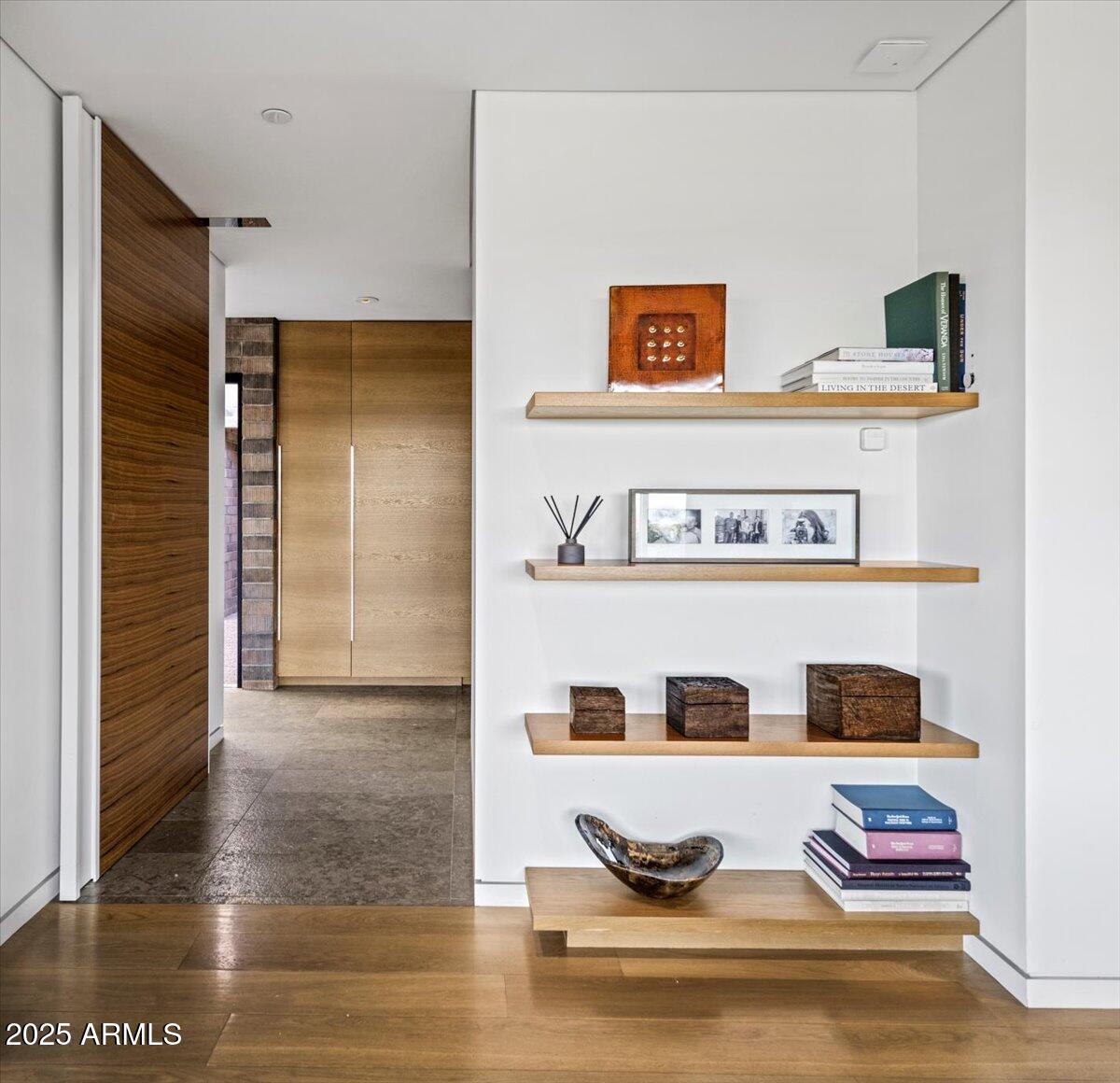 6200 E HUMMINGBIRD Lane