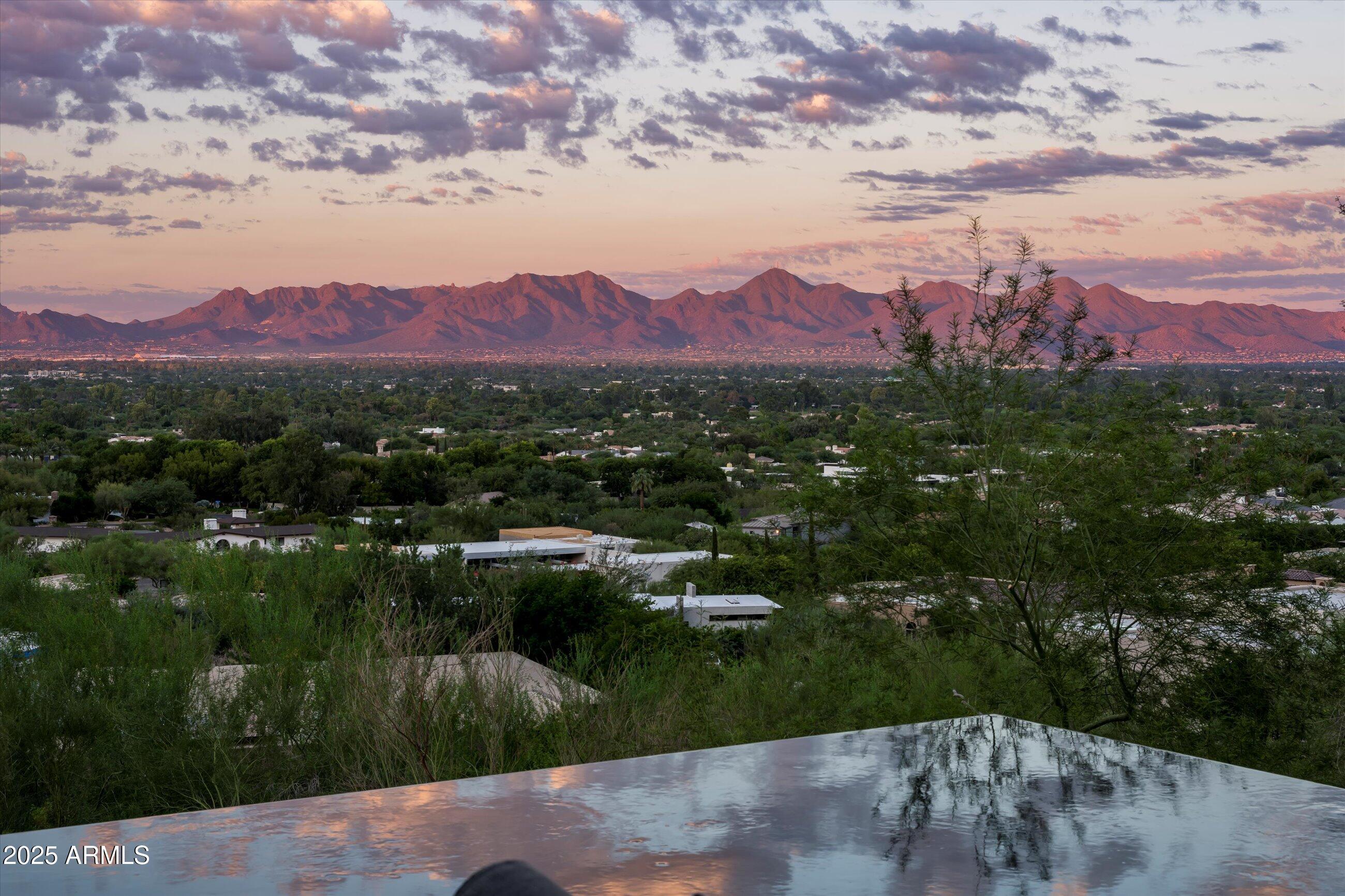 6200 E HUMMINGBIRD Lane