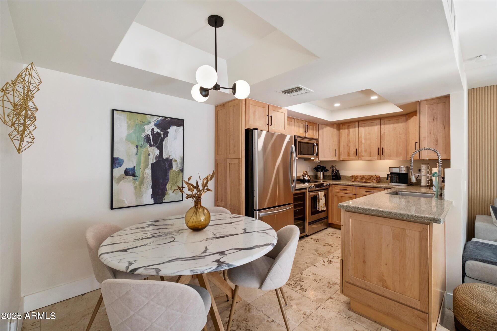 1820 E MORTEN Avenue 117