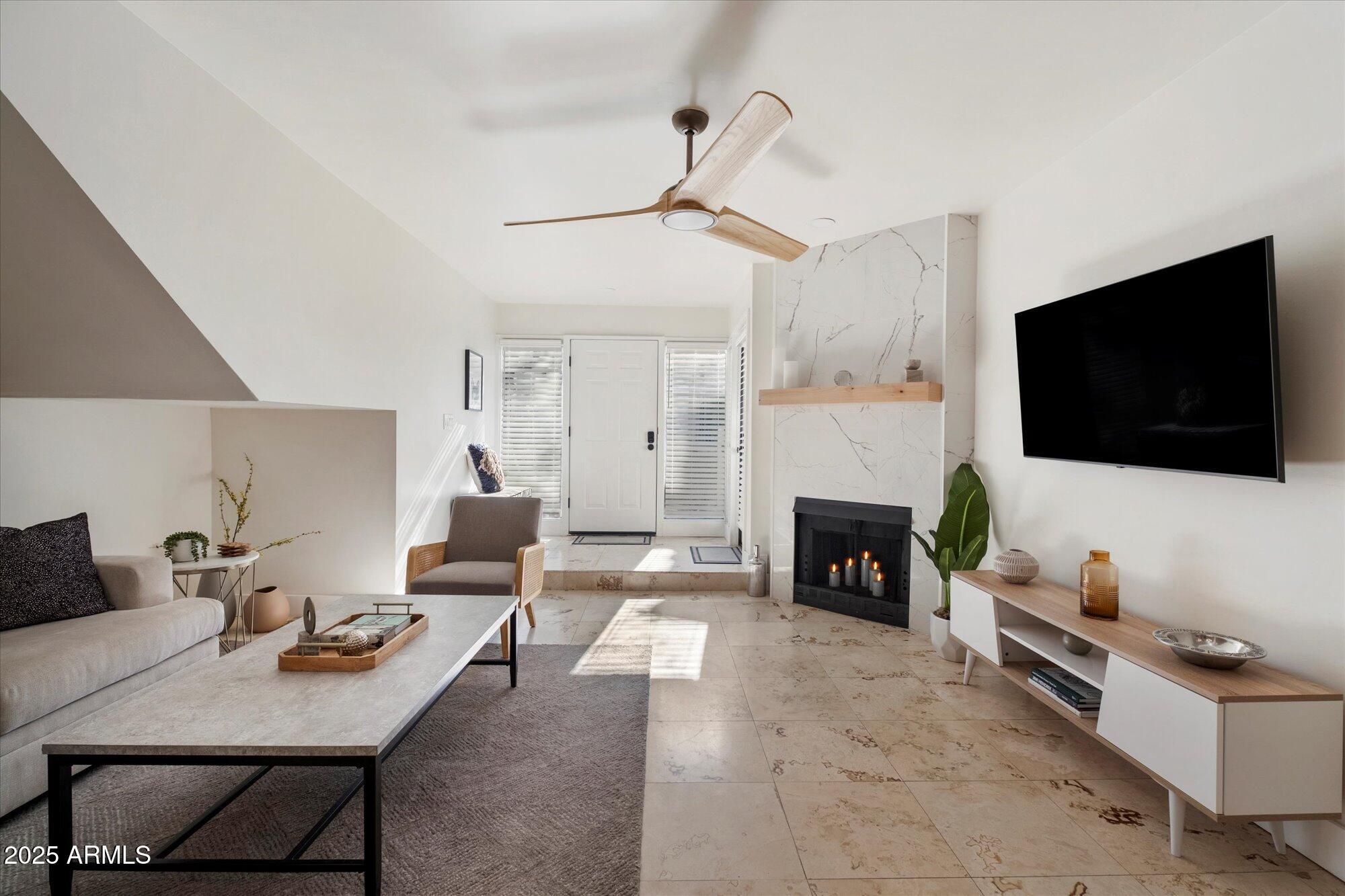 1820 E MORTEN Avenue 117