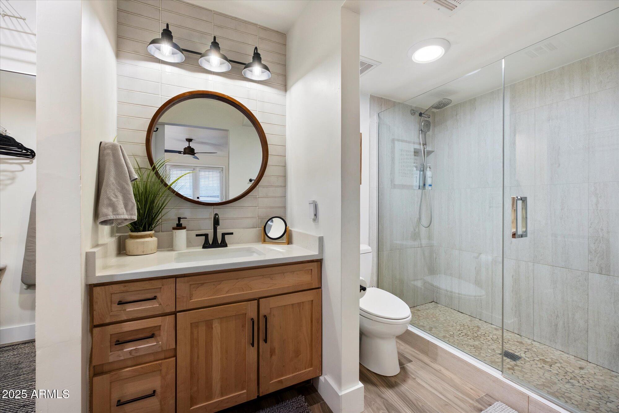 1820 E MORTEN Avenue 117