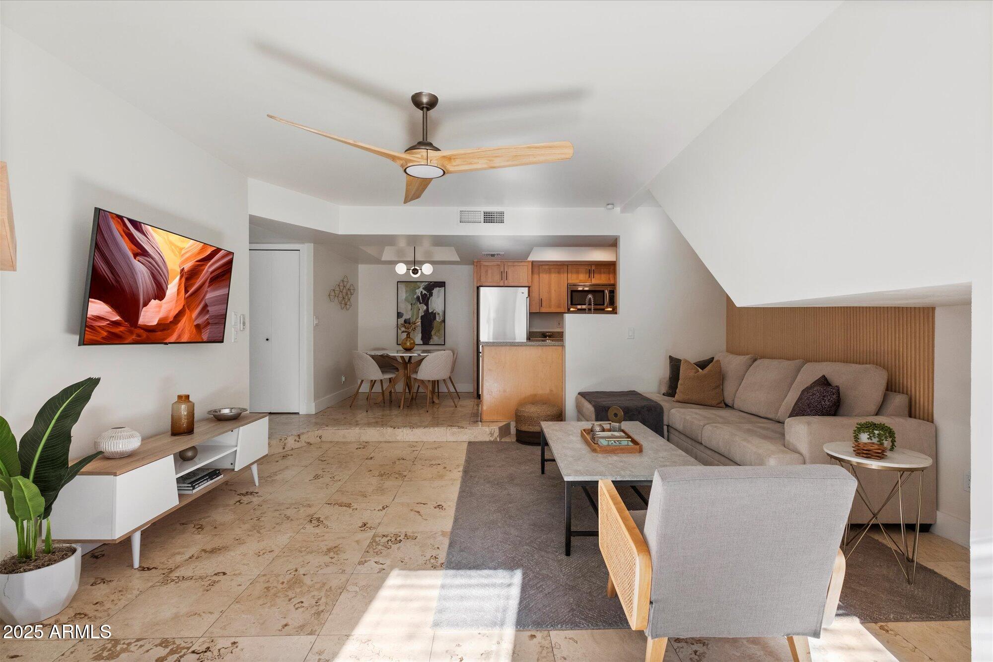 1820 E MORTEN Avenue 117