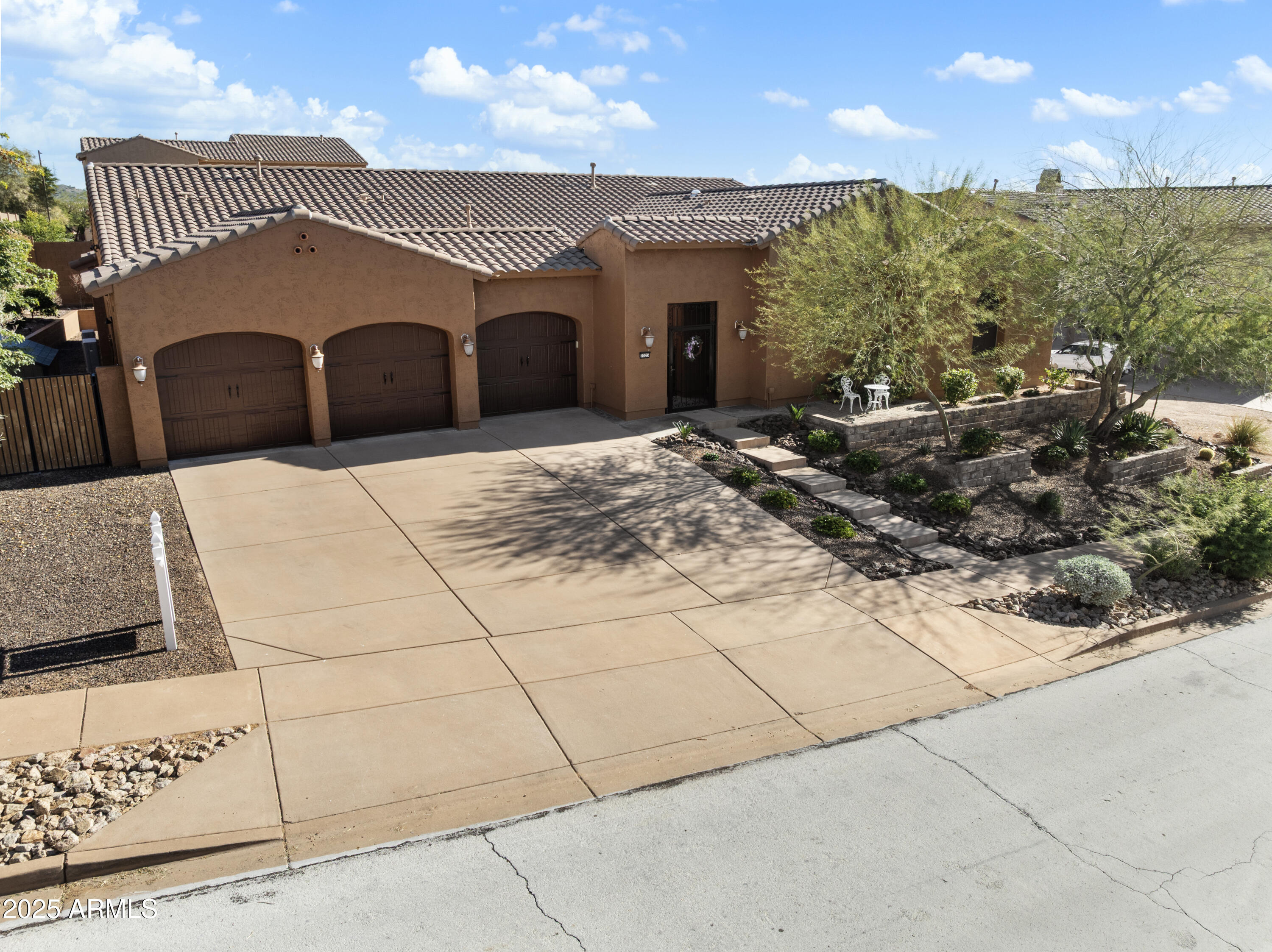 2323 W VILLA CASSANDRA Drive