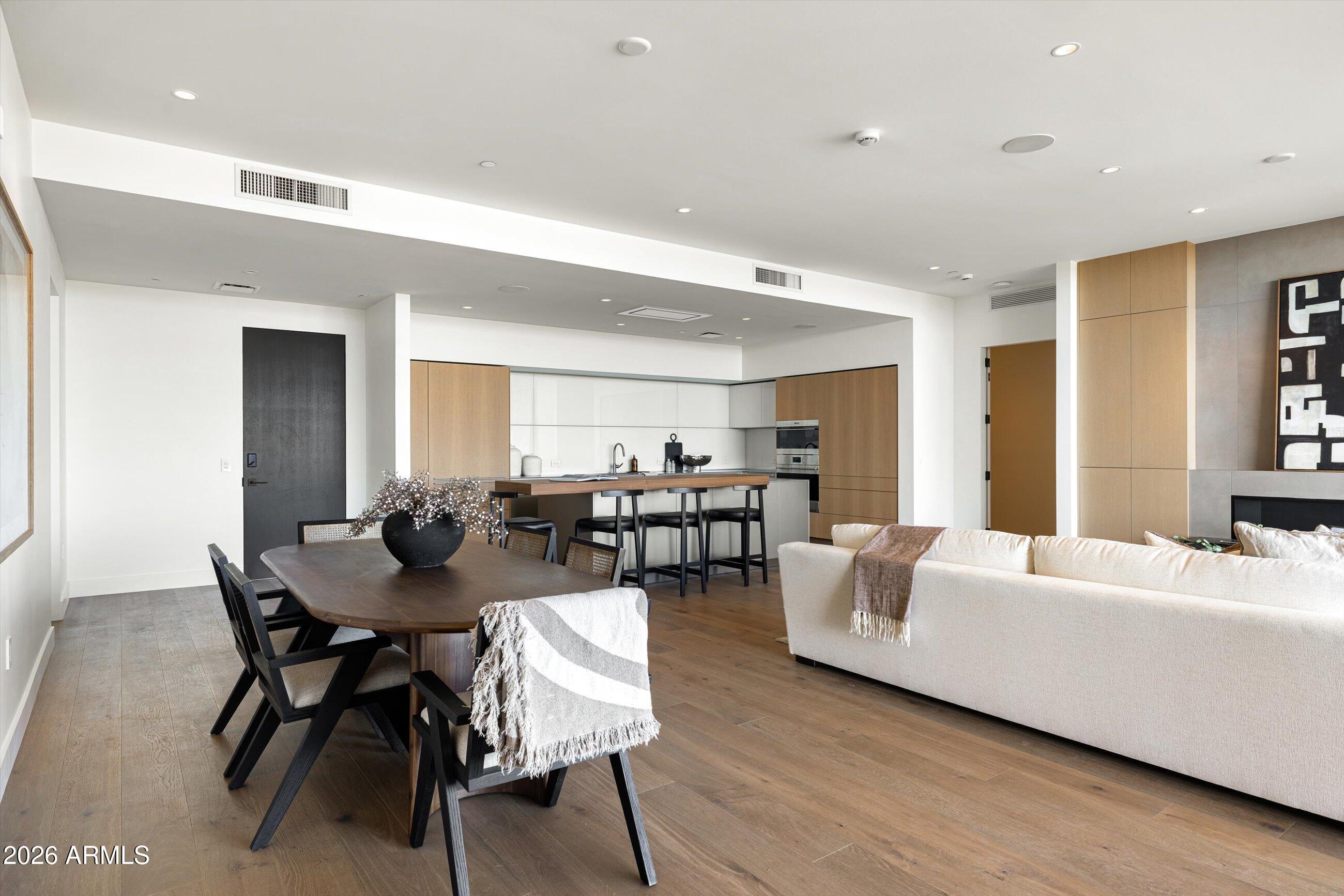 4849 N Camelback Ridge Drive A304