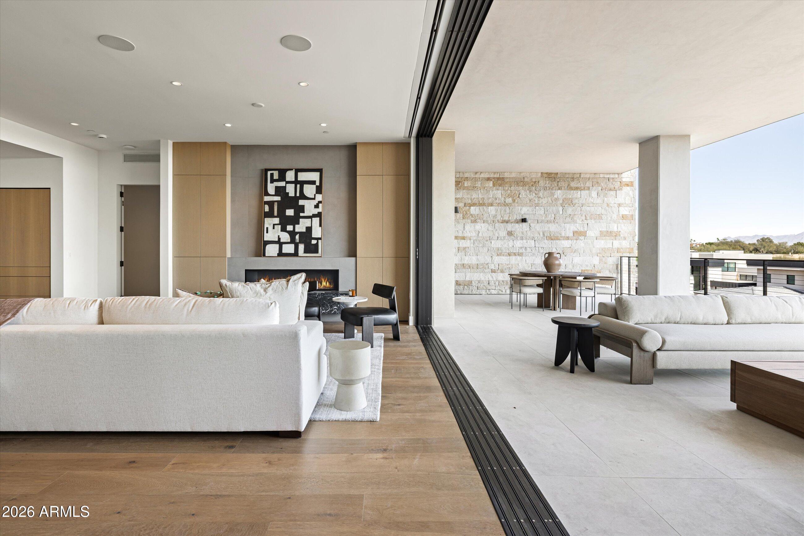 4849 N Camelback Ridge Drive A304