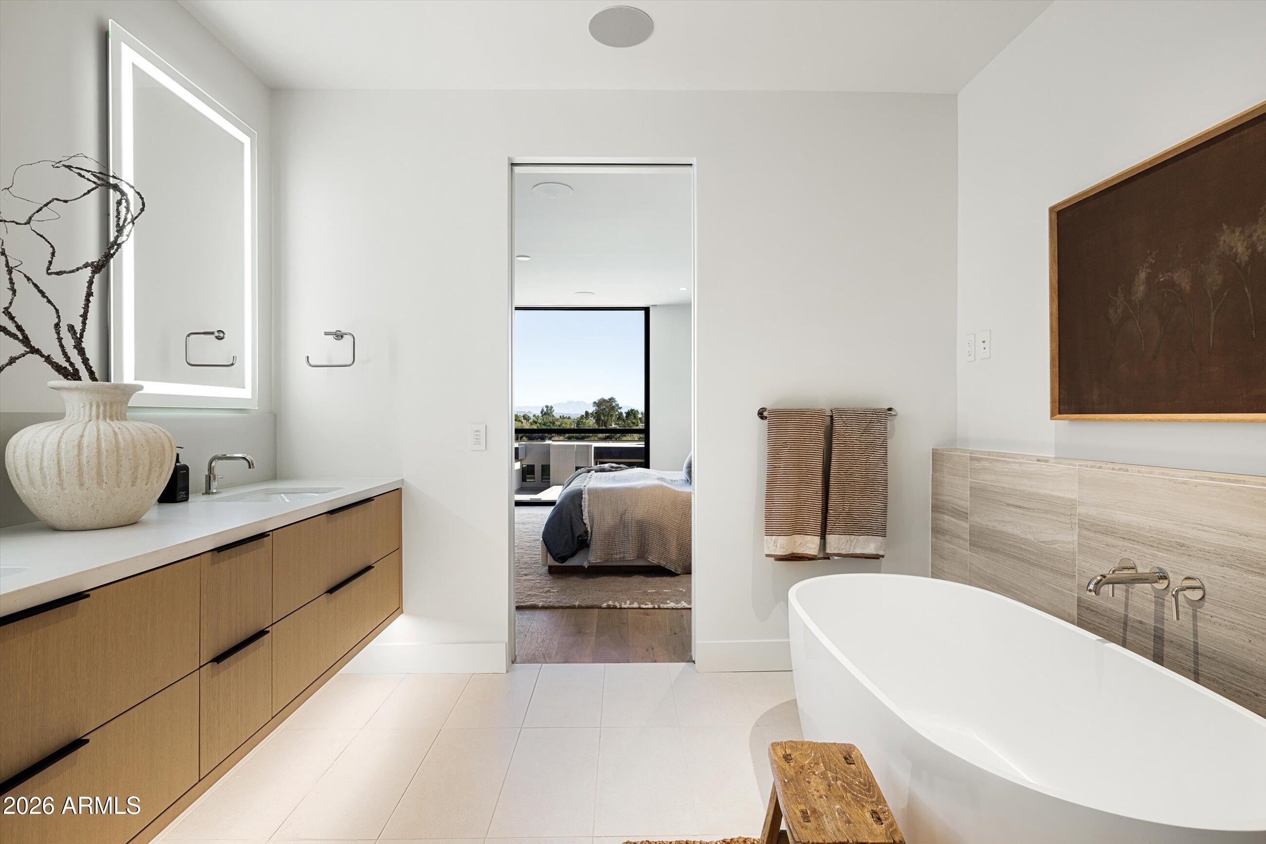 4849 N Camelback Ridge Drive A304