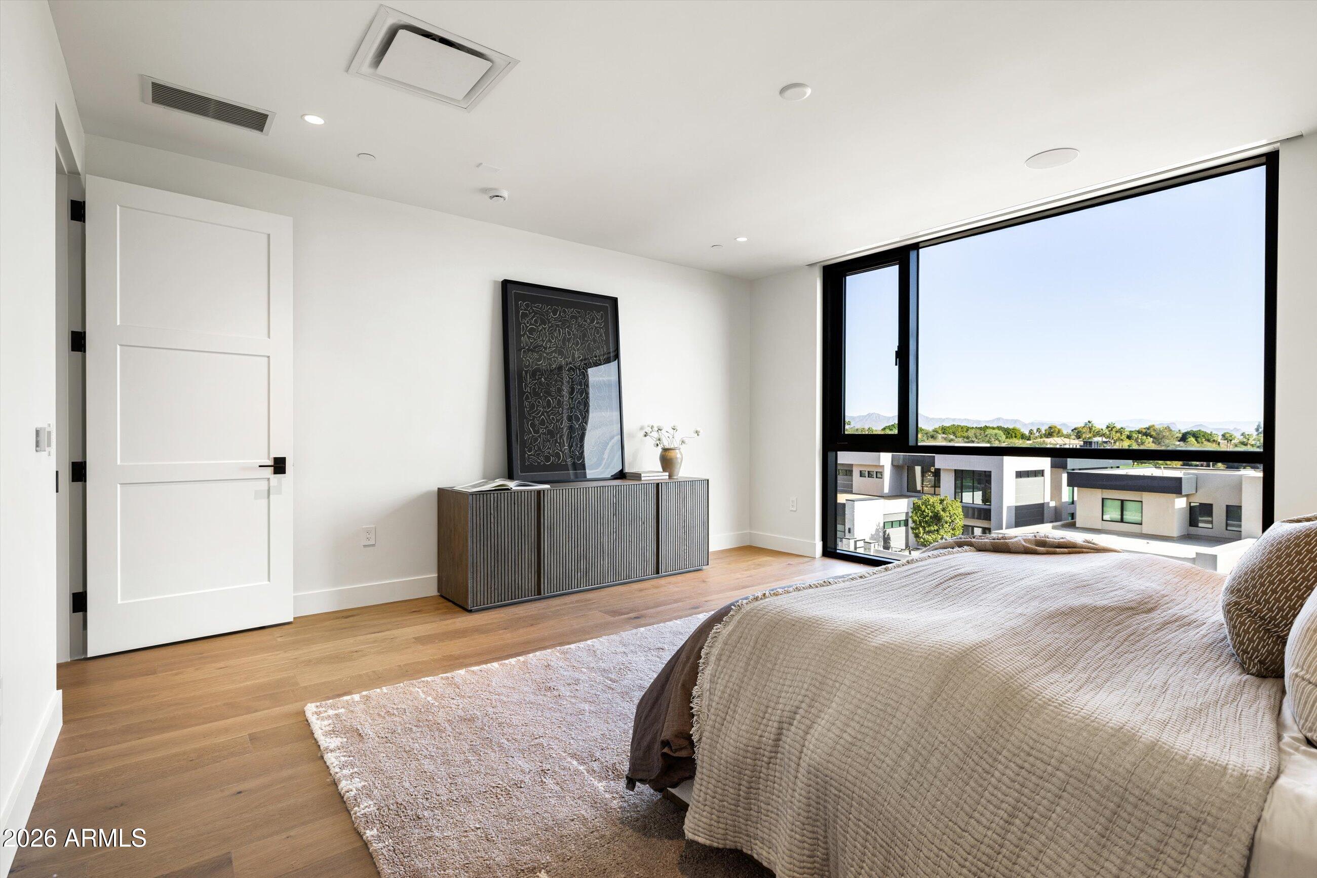 4849 N Camelback Ridge Drive A304