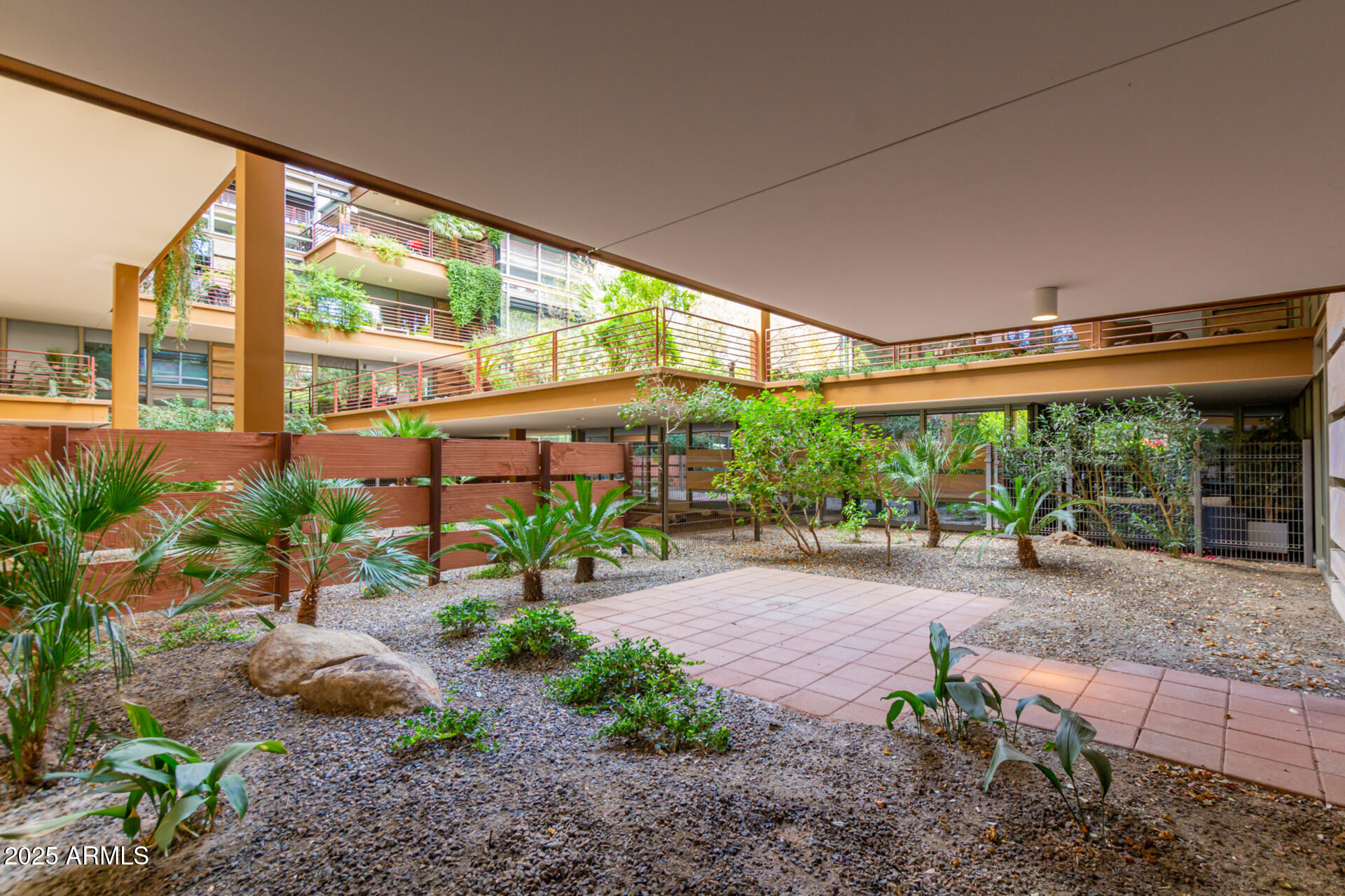 7131 E RANCHO VISTA Drive 6010