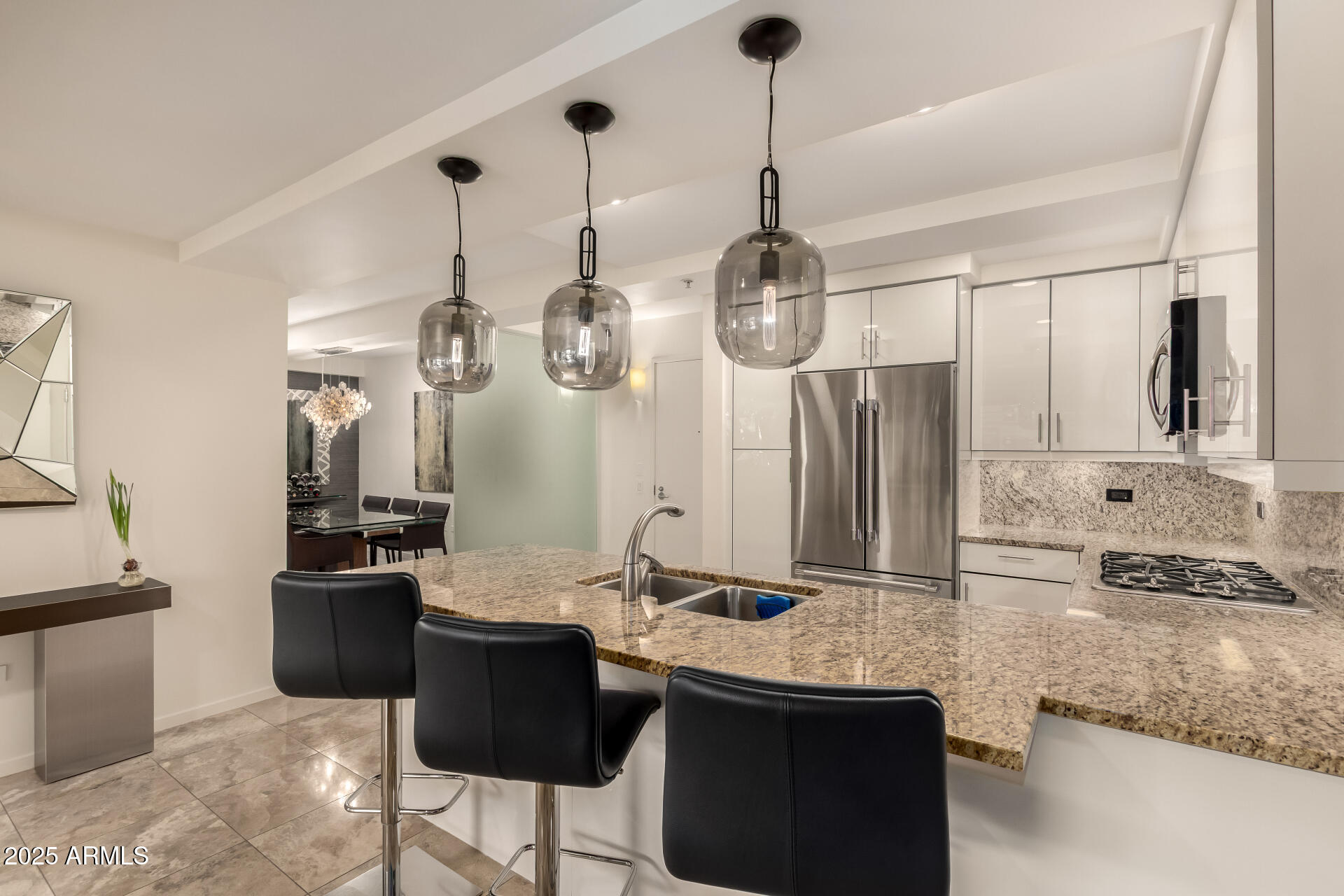 7131 E RANCHO VISTA Drive 6010