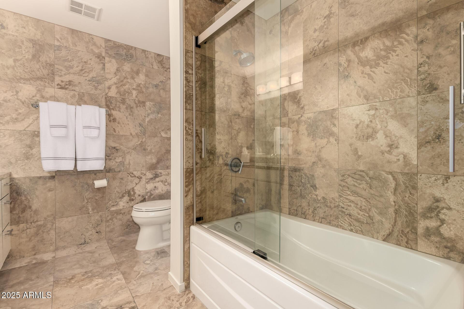 7131 E RANCHO VISTA Drive 6010