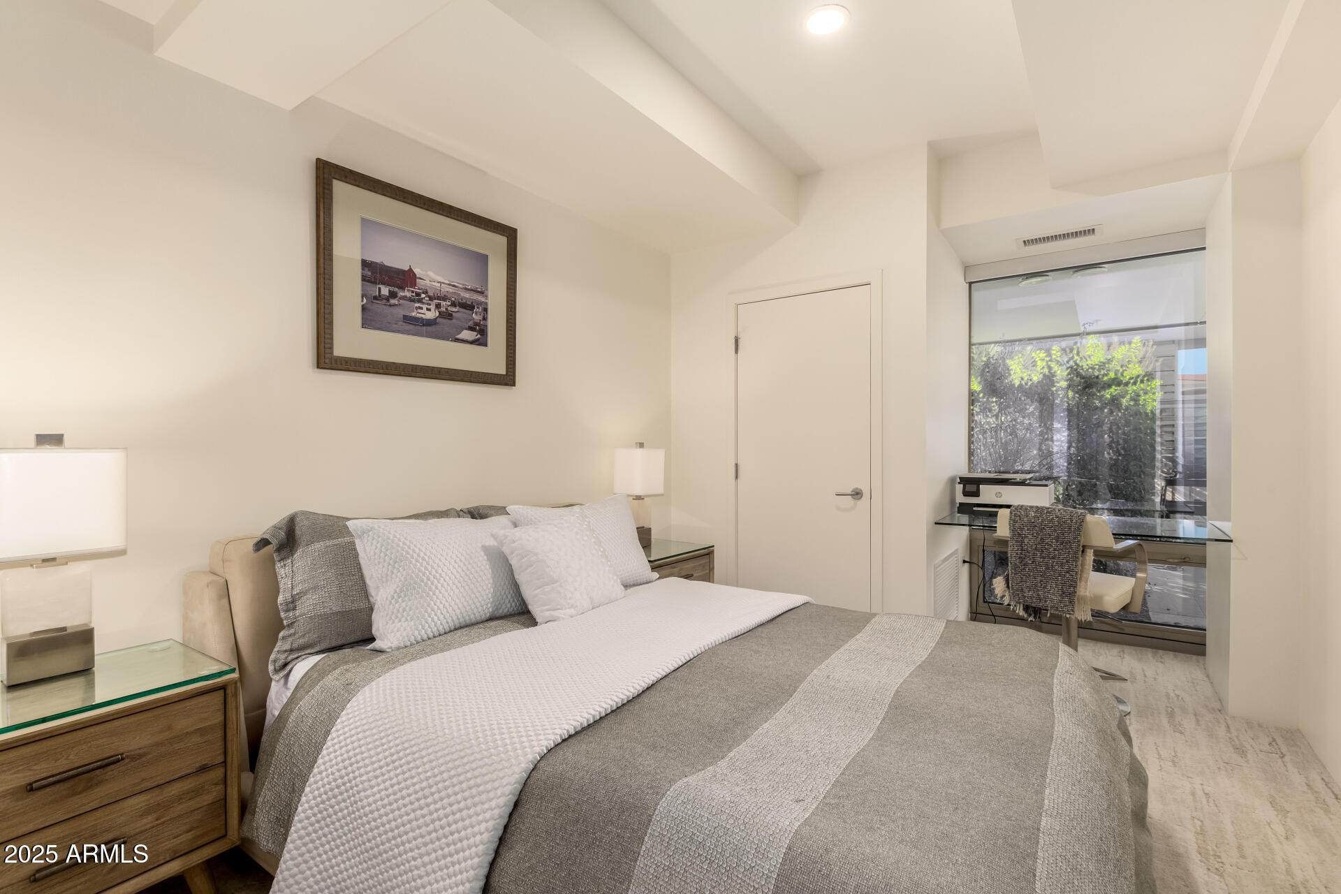 7131 E RANCHO VISTA Drive 6010