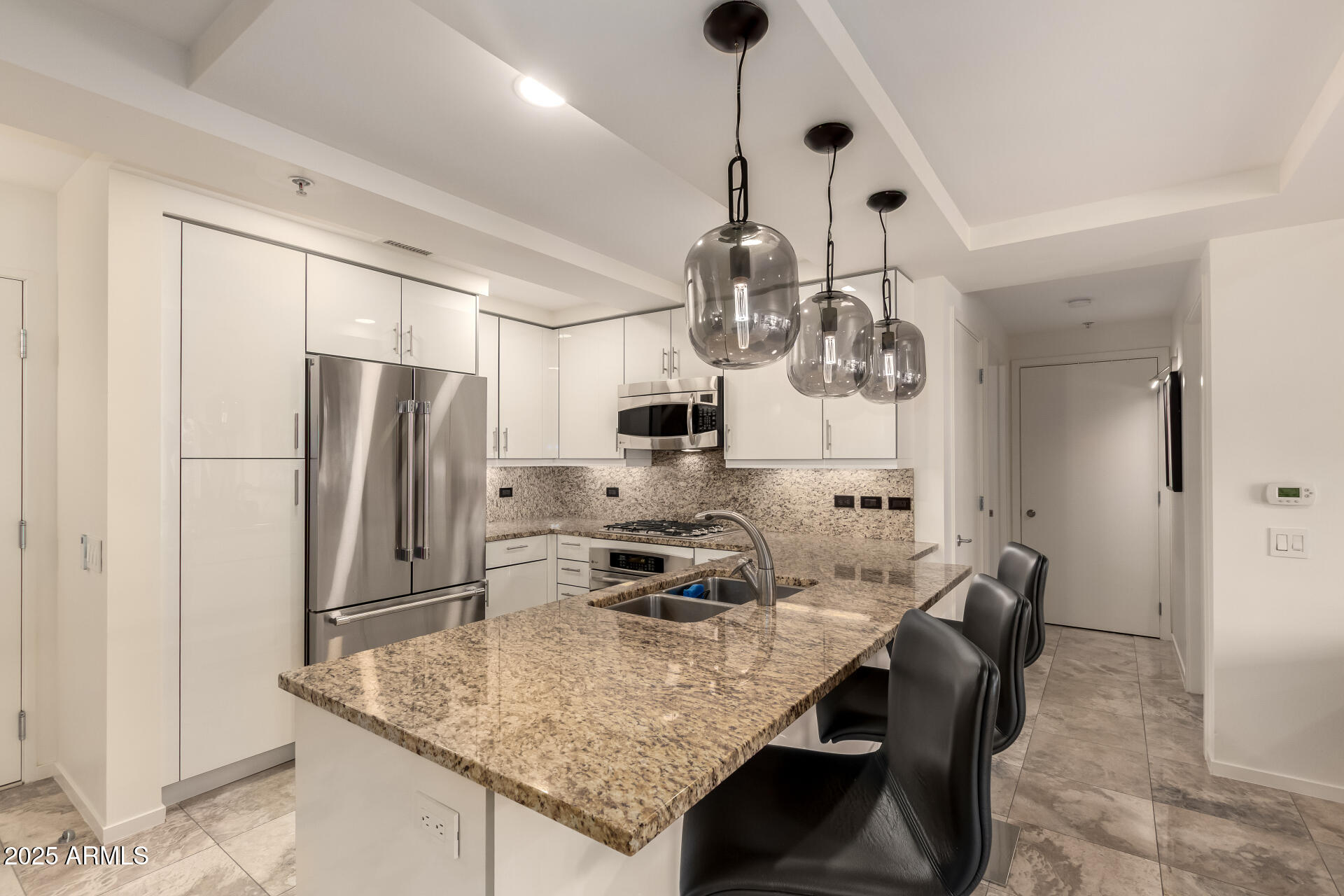 7131 E RANCHO VISTA Drive 6010