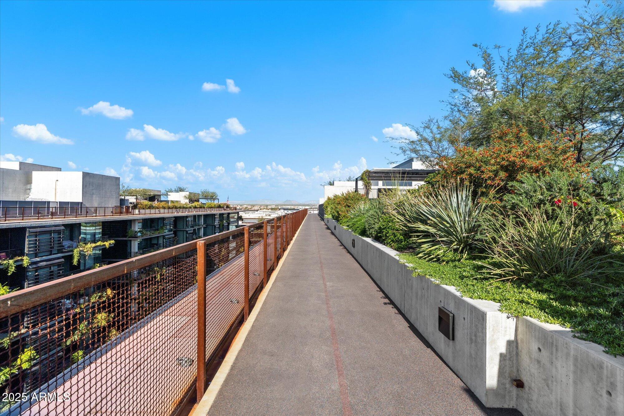 7180 E KIERLAND Boulevard 714