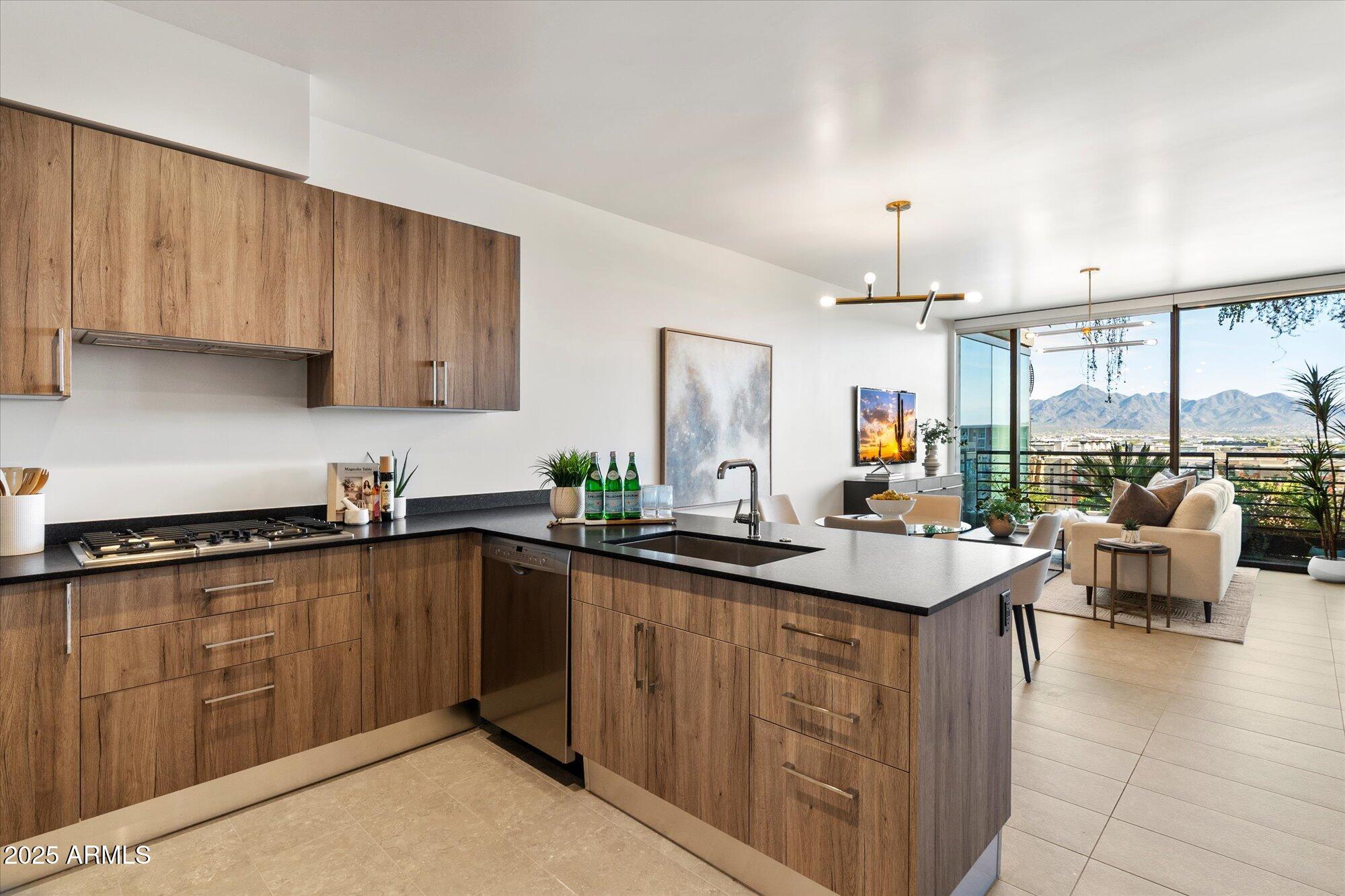 7180 E KIERLAND Boulevard 714