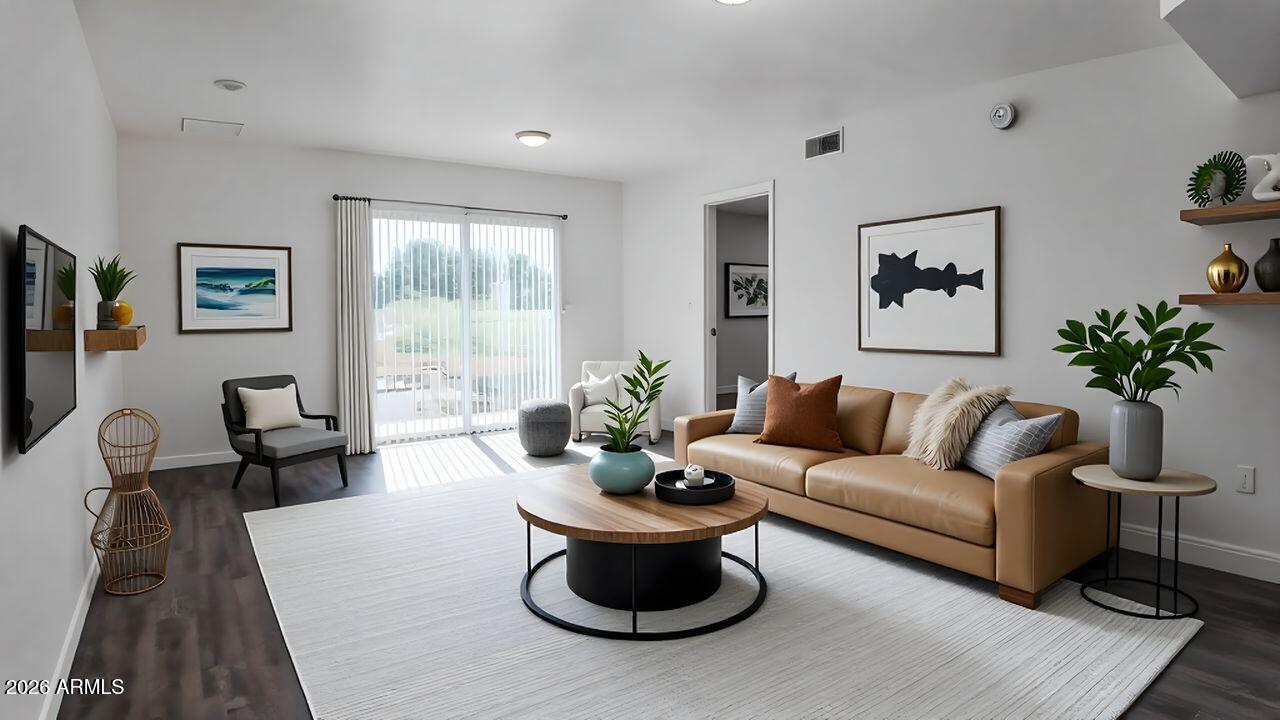 4233 N LONGVIEW Avenue 205