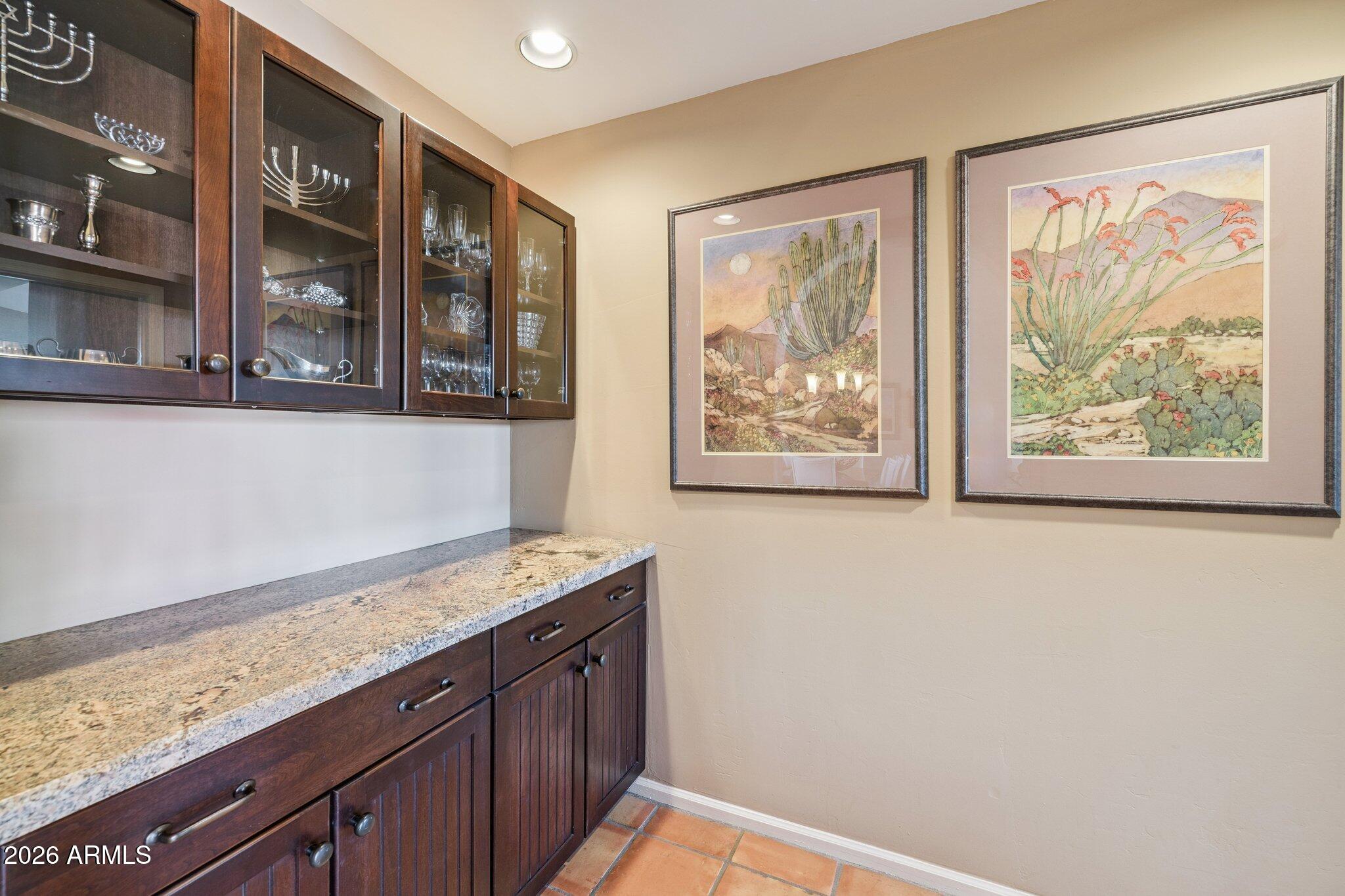 8100 E CAMELBACK Road 129