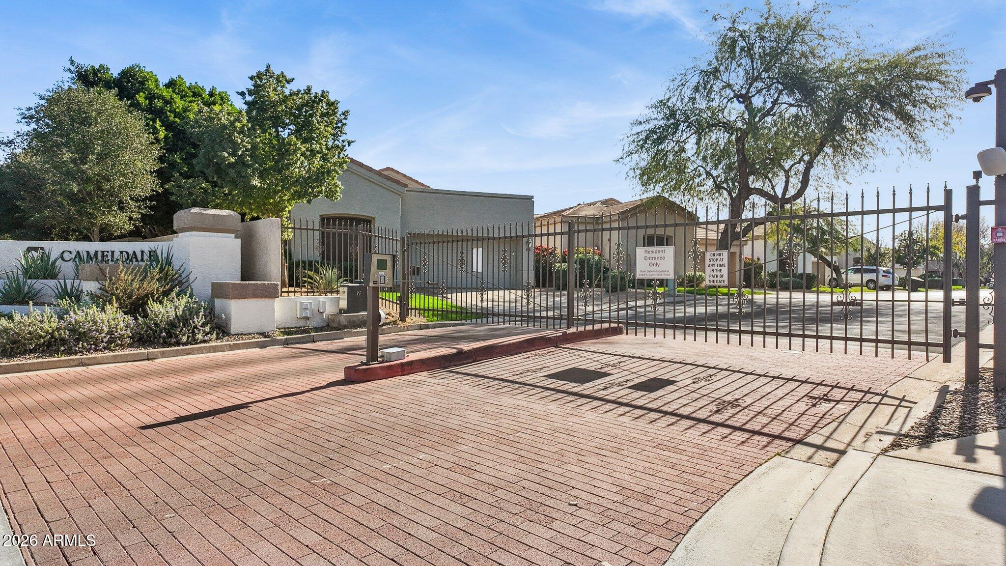 8100 E CAMELBACK Road 129